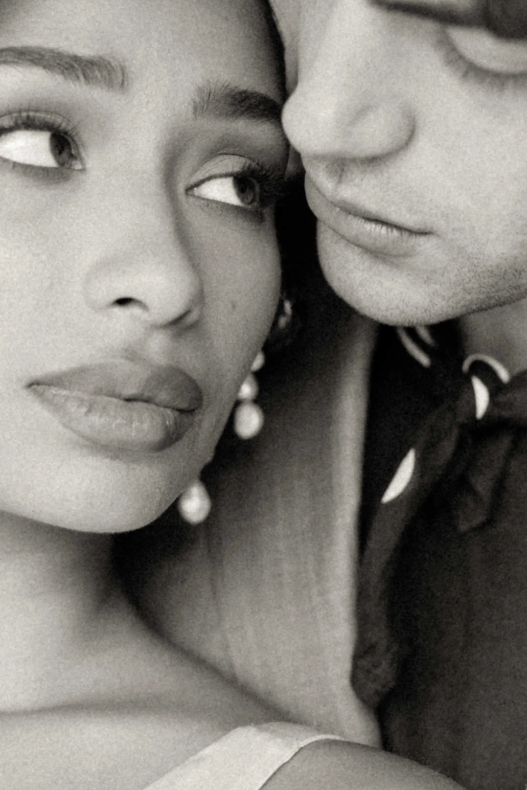 Close up for this loved and stunning couple in Ibiza
