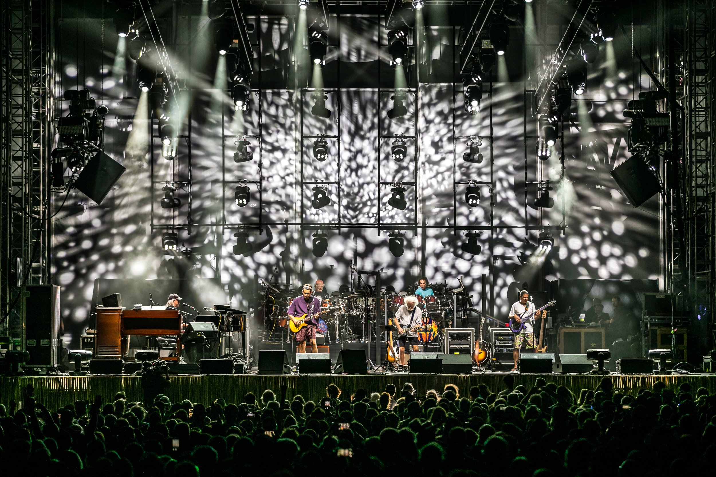 Dead & Company Playing in the Sand