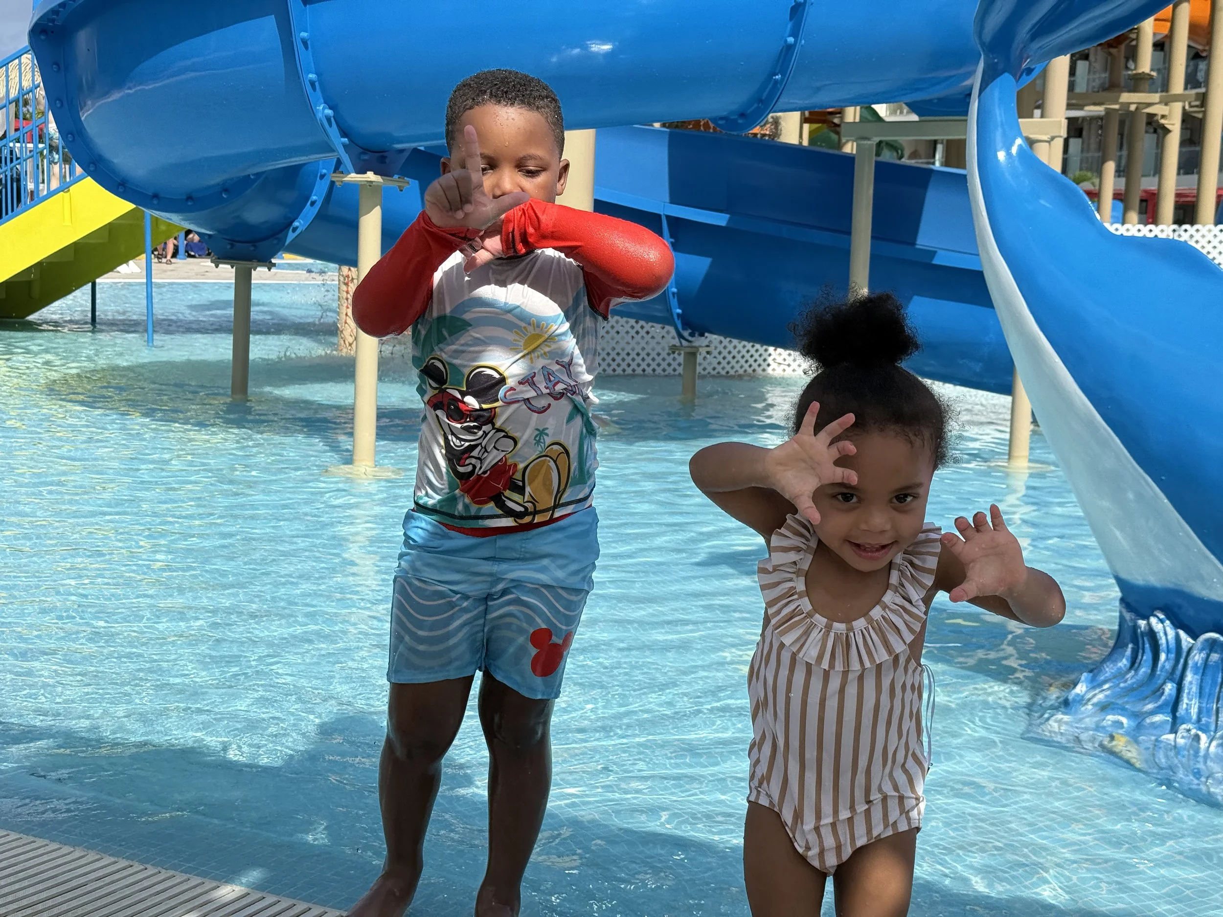 Kids at their swimming lessons