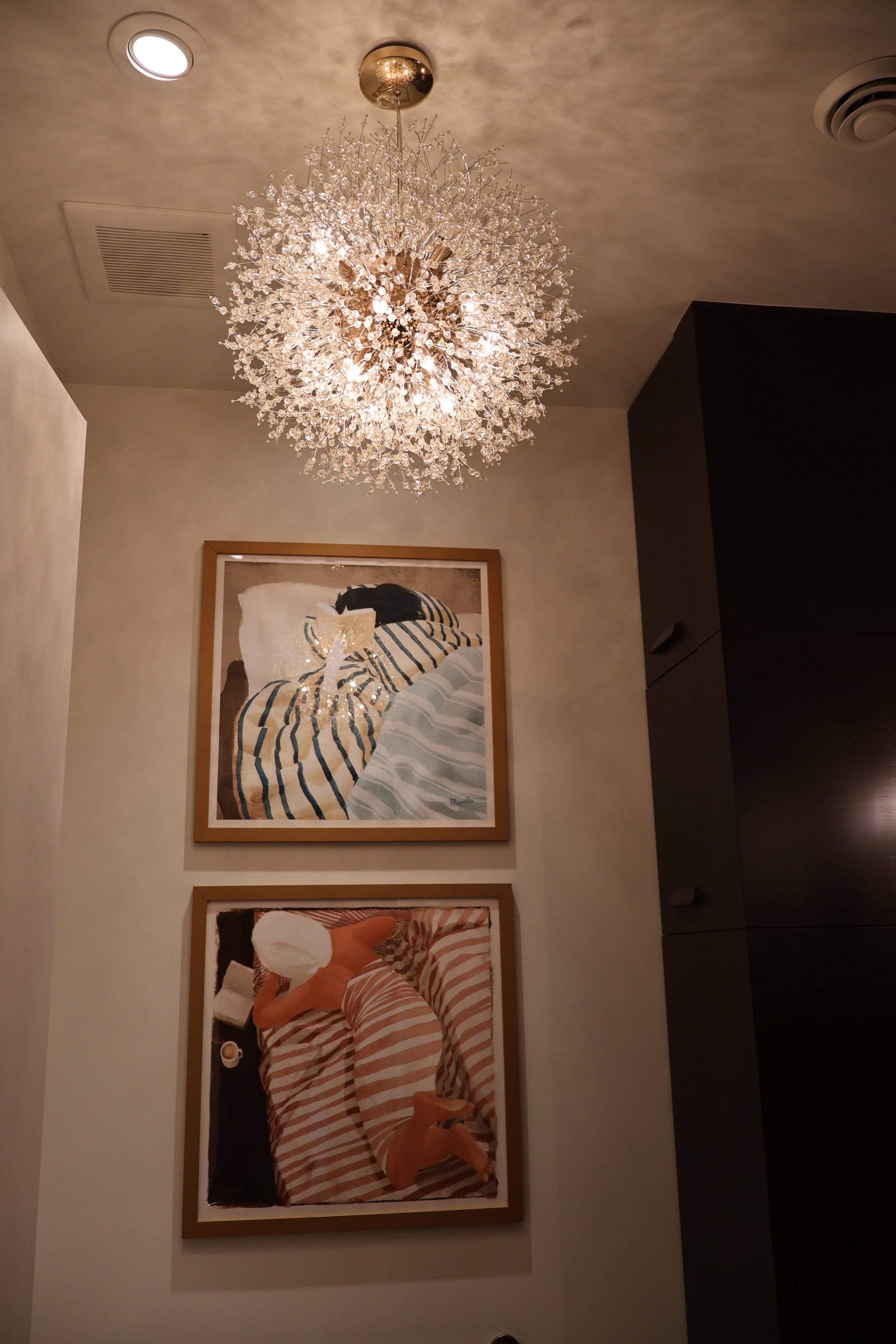 bathroom 2.jpg