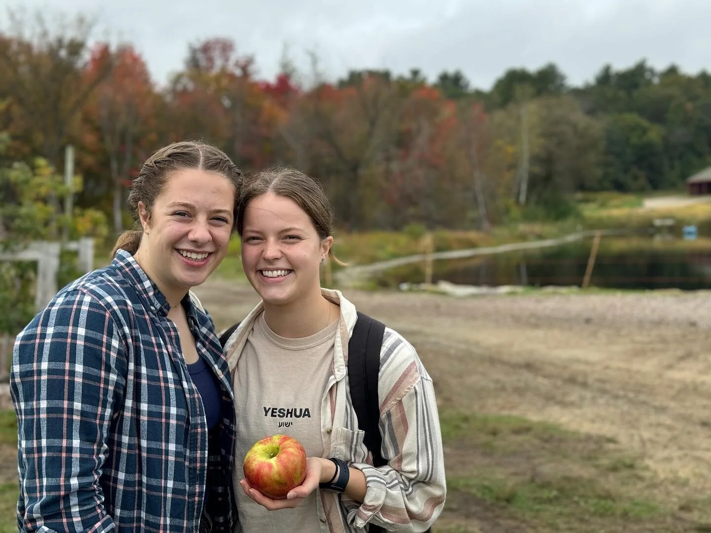 Apple picking with the coolest people around&mdash; we love New England fall 🍎🍏 So thankful for this community!