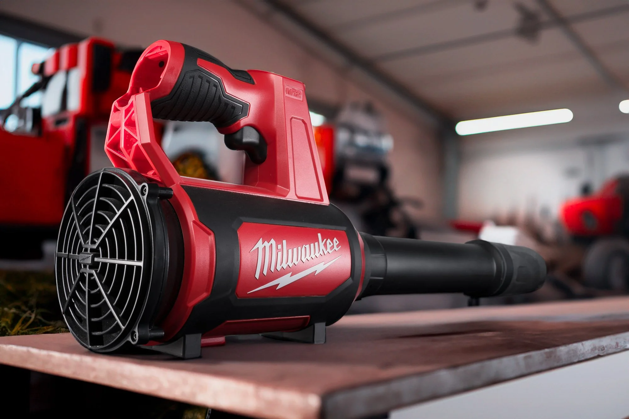 Milwaukee Tools M12™ Compact Spot Blower in a Grounds Maintenance Workshop