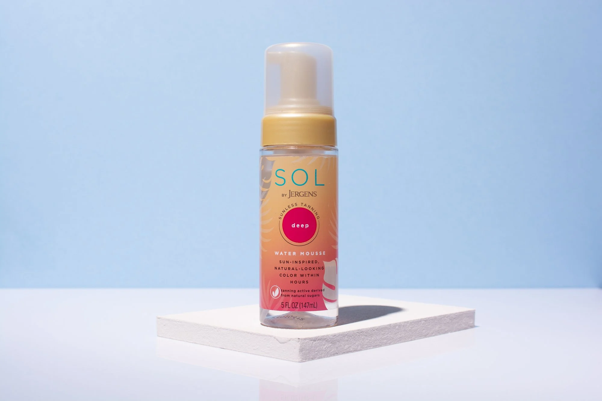Jergens Self Tanning Water Mousse sinlge product photo before adjustments, retouching and AI effects - 2022
