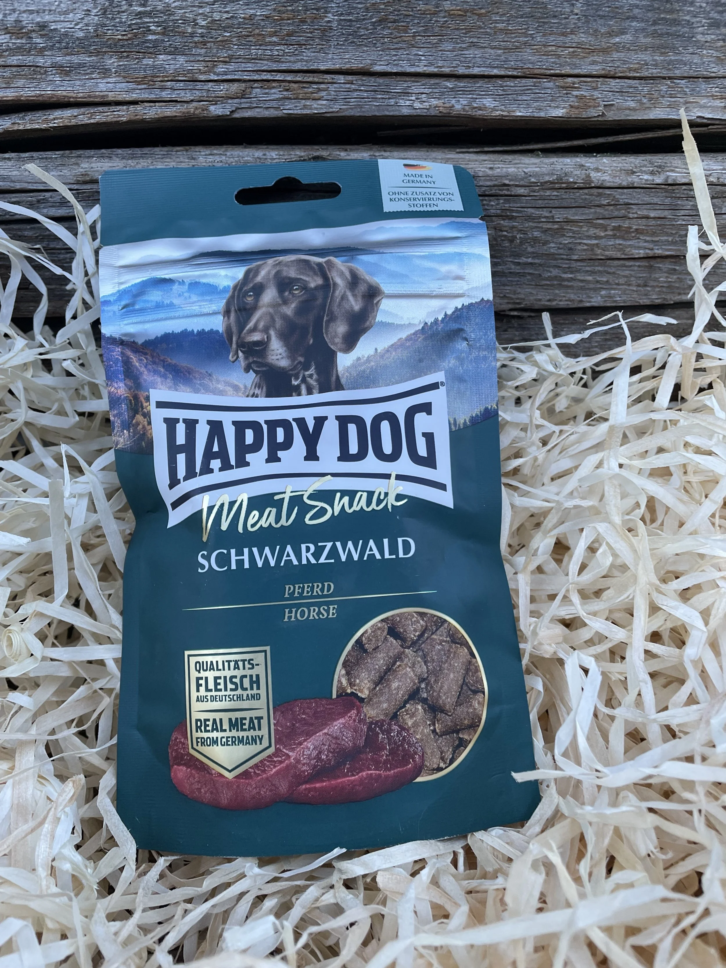 HappyDog - Hest - Meat Snack Schwarzwald 100g