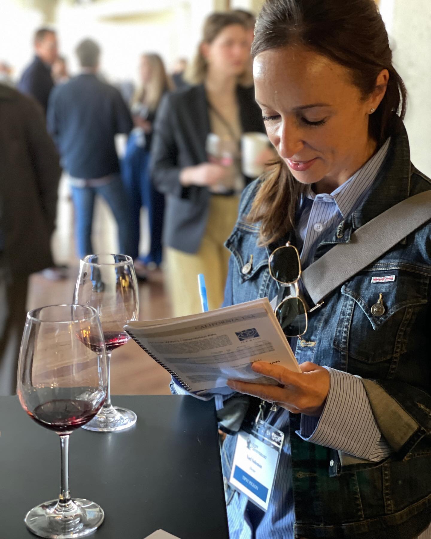 We love tasting and selecting new wines that will fit your palates!

🍷We discovered a new Zinfandel that you are going to love @evaimbradley and @clbradley 

👉🏼 If you love Zinfandels too then head to our website to get your hands on it!

#zinfand