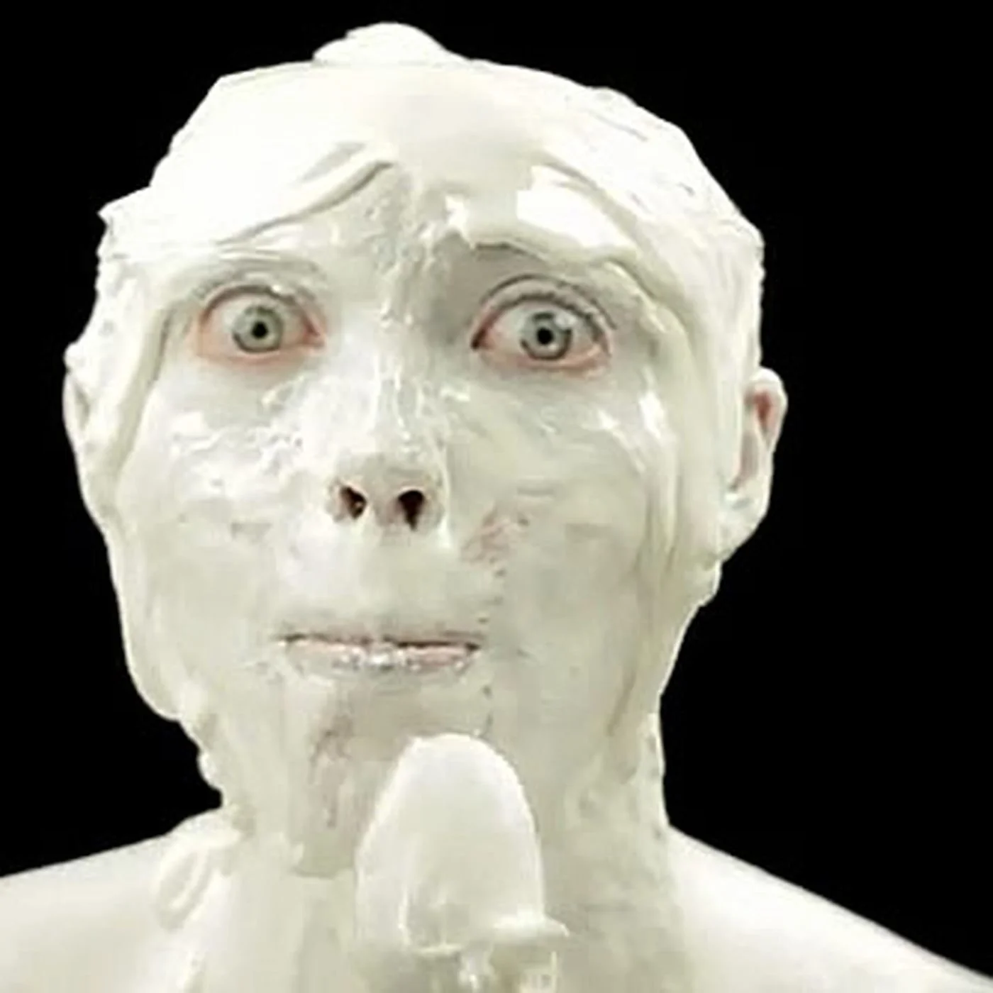 Not a stage of the bust but just some nightmare fuel that I was reminded of whilst working with the porcelain