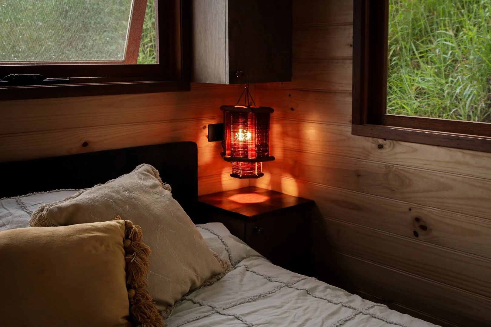 Tiny house in sunshine coast OldDayz bed with lampshade 2