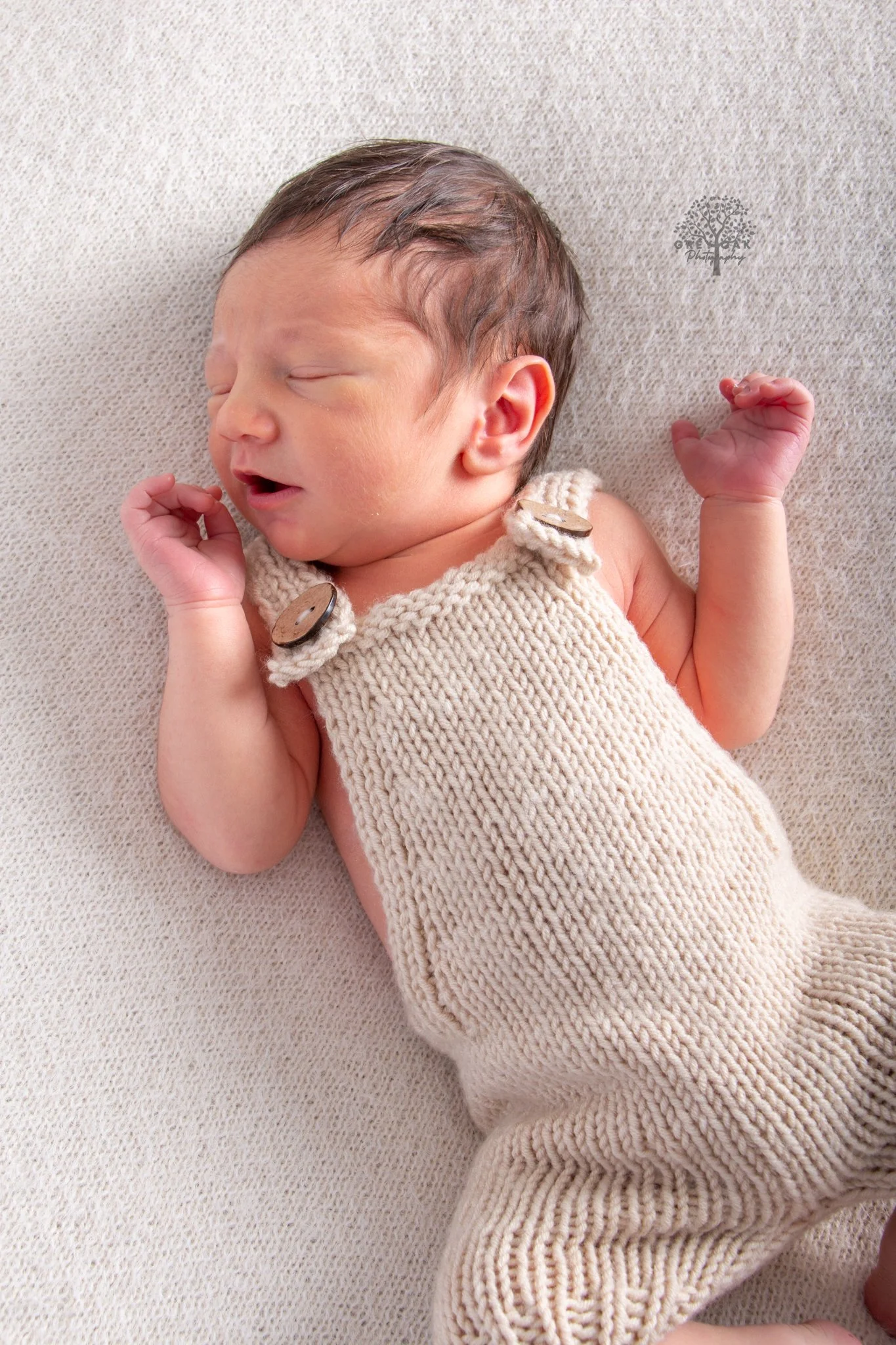 Newborn session newborn photography melbourne montmorency 