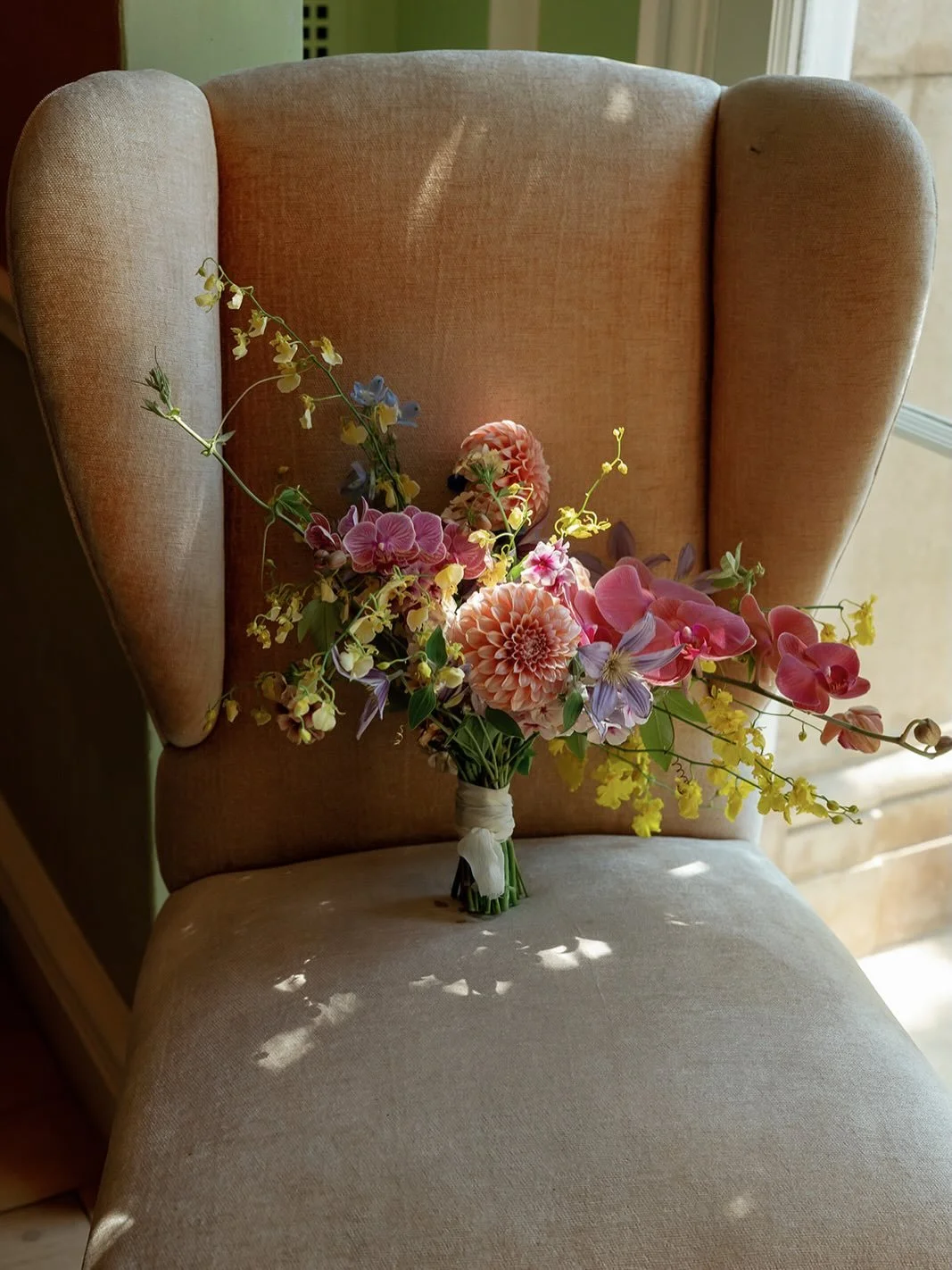 A whole moment for M&rsquo;s bridal &amp; personals🦋✨🌷

Stunning photography by @michellealexandraphoto
Venue || @stonepineestate
Planning || @goldencoastplanning
Florist || @bygeorgiadouglas 
Beauty team || @blushmonterey
Rentals || @foundrentalco