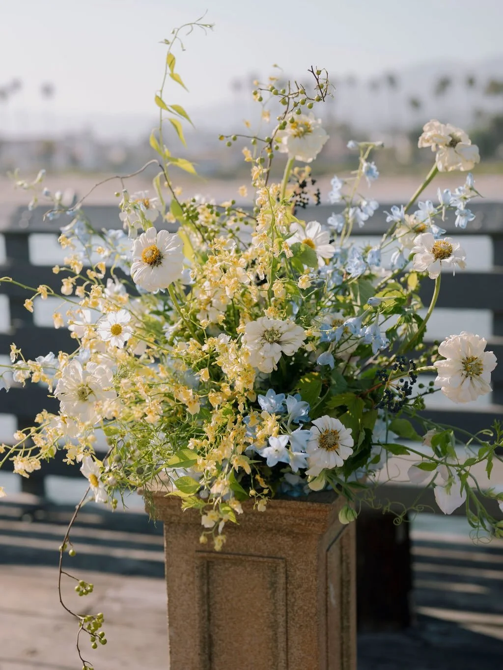 This wave of socal warm weather has me day dreaming about this most perfect sunny, seaside wedding day for M+I💫

Photography || @breahnataylorphotography
Coordinator || @tdahlgrenevents
Venue || @sbnature
Hair &amp; Makeup || @emilylynnandcompany
Fl