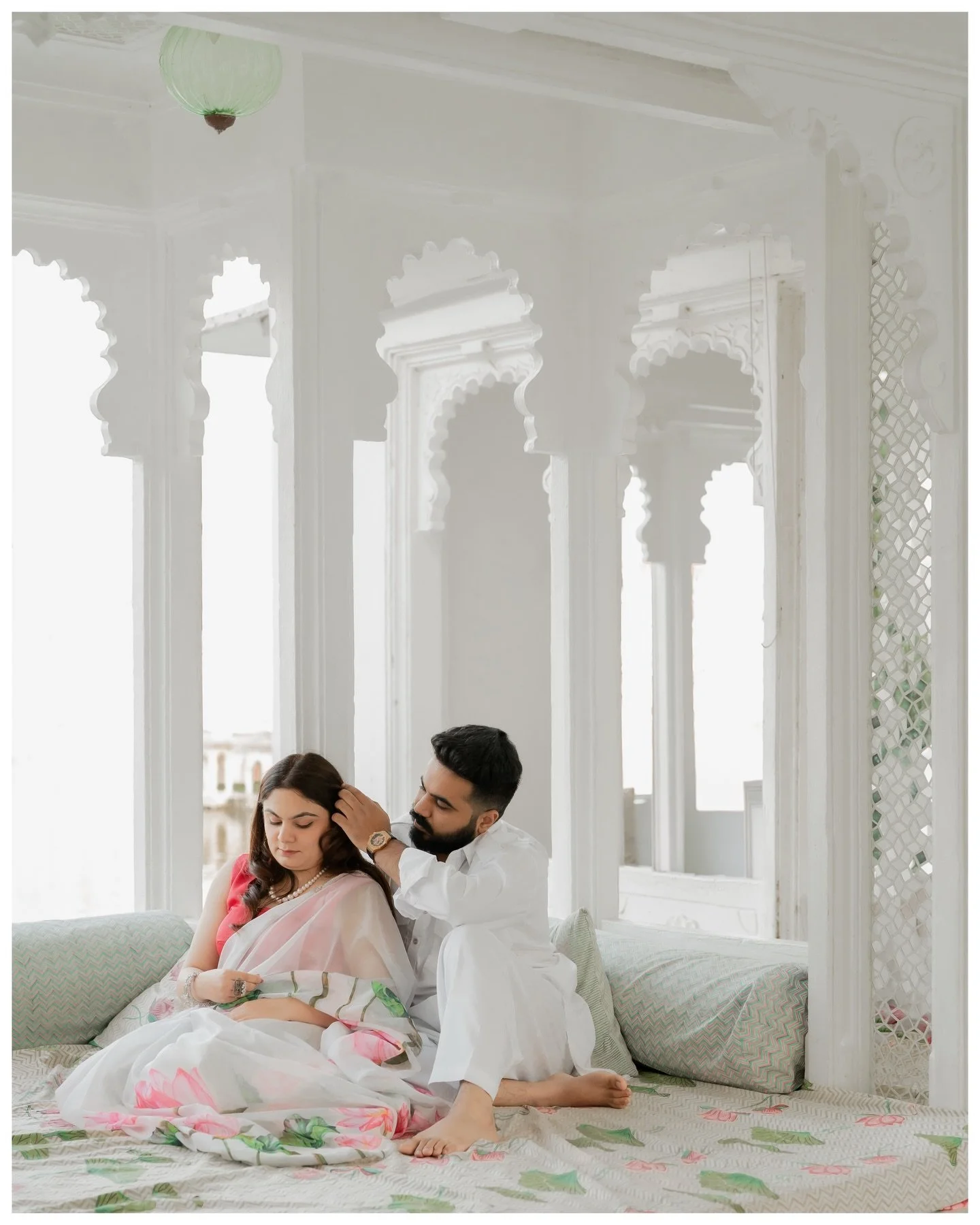 &ldquo;1 hour, no rush&mdash;just real love framed at Jagat Niwas Palace ✨&rdquo;
Hitvasha and Akil chose something Real &amp; Royal.

&ldquo;Somewhere between &lsquo;just knowing you&rsquo; and &lsquo;not wanting to lose you,&rsquo; I fell for you.
