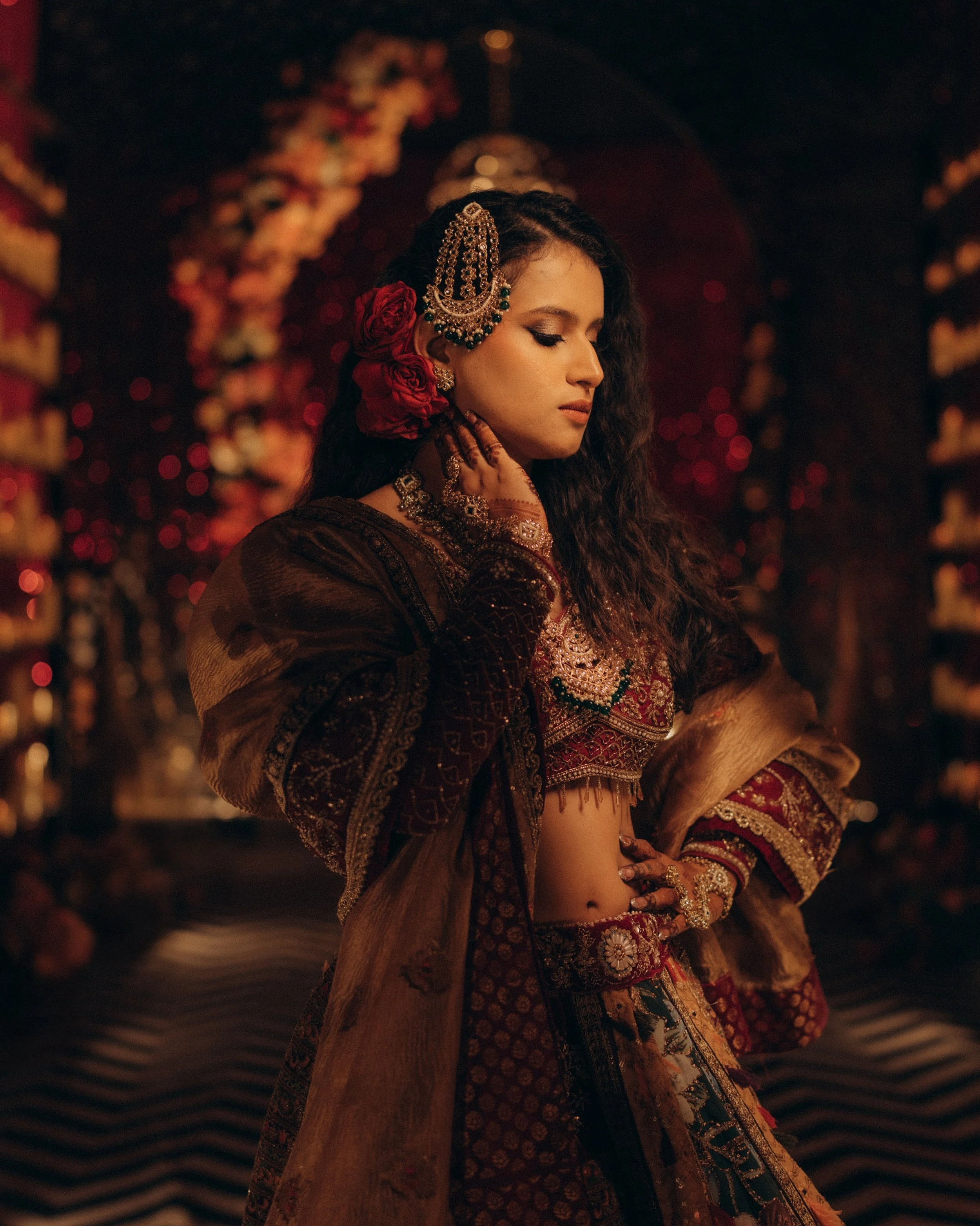 Rahi&rsquo;s Sufiyana Shaam ✨

Mehfil-e-lshq ✨

Bride&rsquo;s Hair &amp; Makeup: @makeupartistahmedabad 
Venue: @7seasonsresortspa 
Event Planner: @zevents.in 
Decor &amp; Florals @zevents.in 

Anchor: @paragvora
Sufi Band: @dastaantheband

@rah_josh
