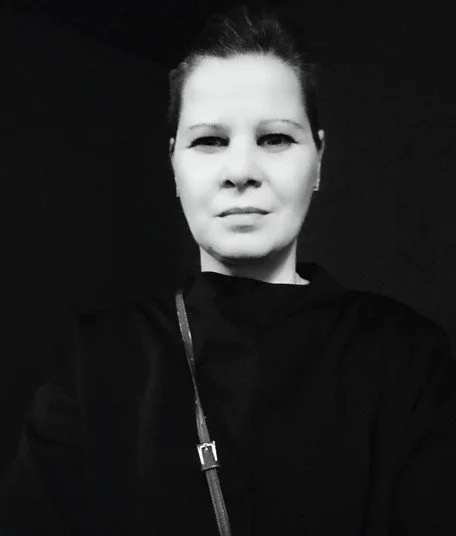 Pavlina Campbell, founder and interior designer at Pinterior.space, specialising in contemporary residential interior design across Cambridge, Cambridgeshire, Hertfordshire, St Albans and London.