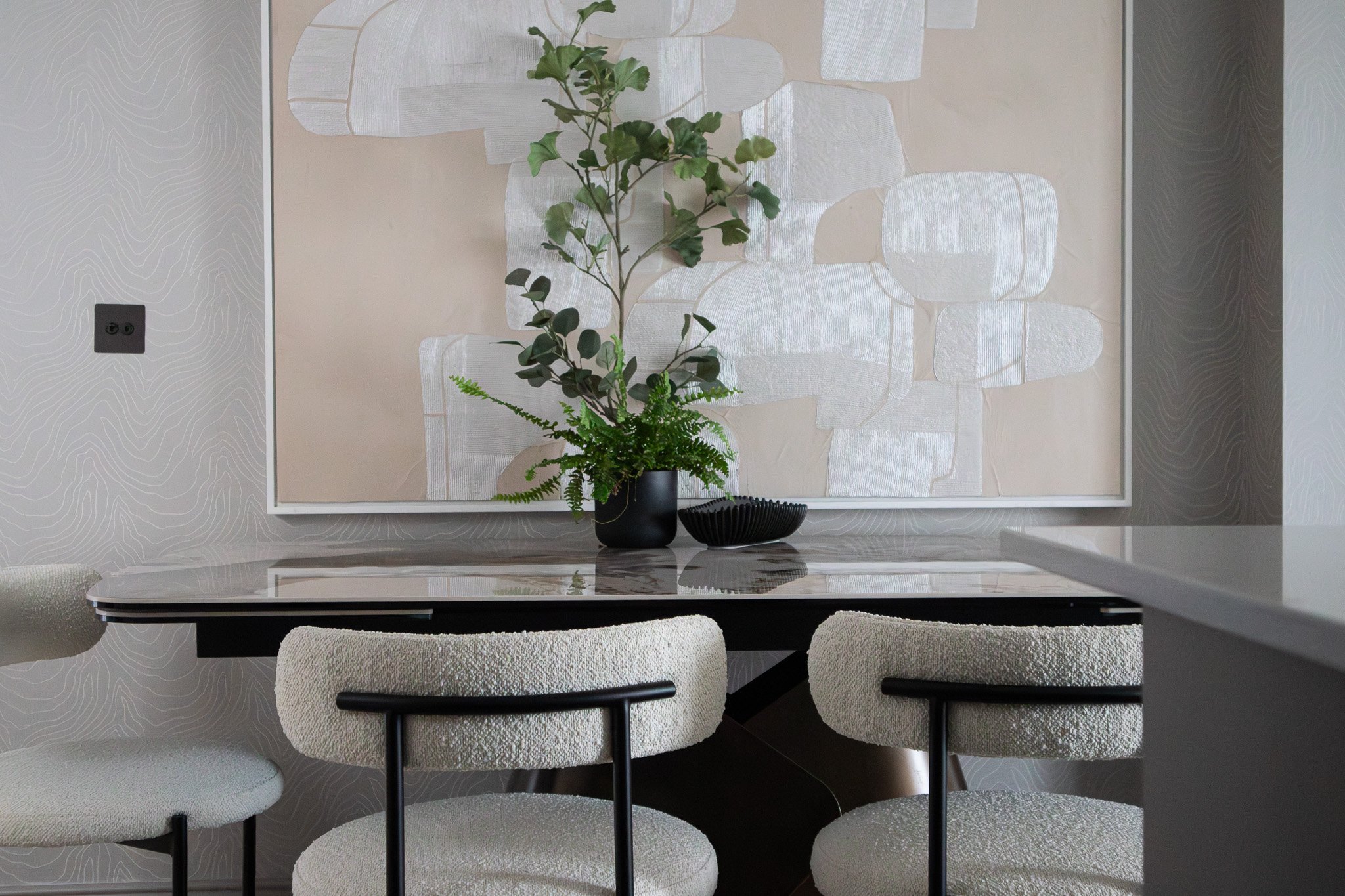 dining room table and chairs