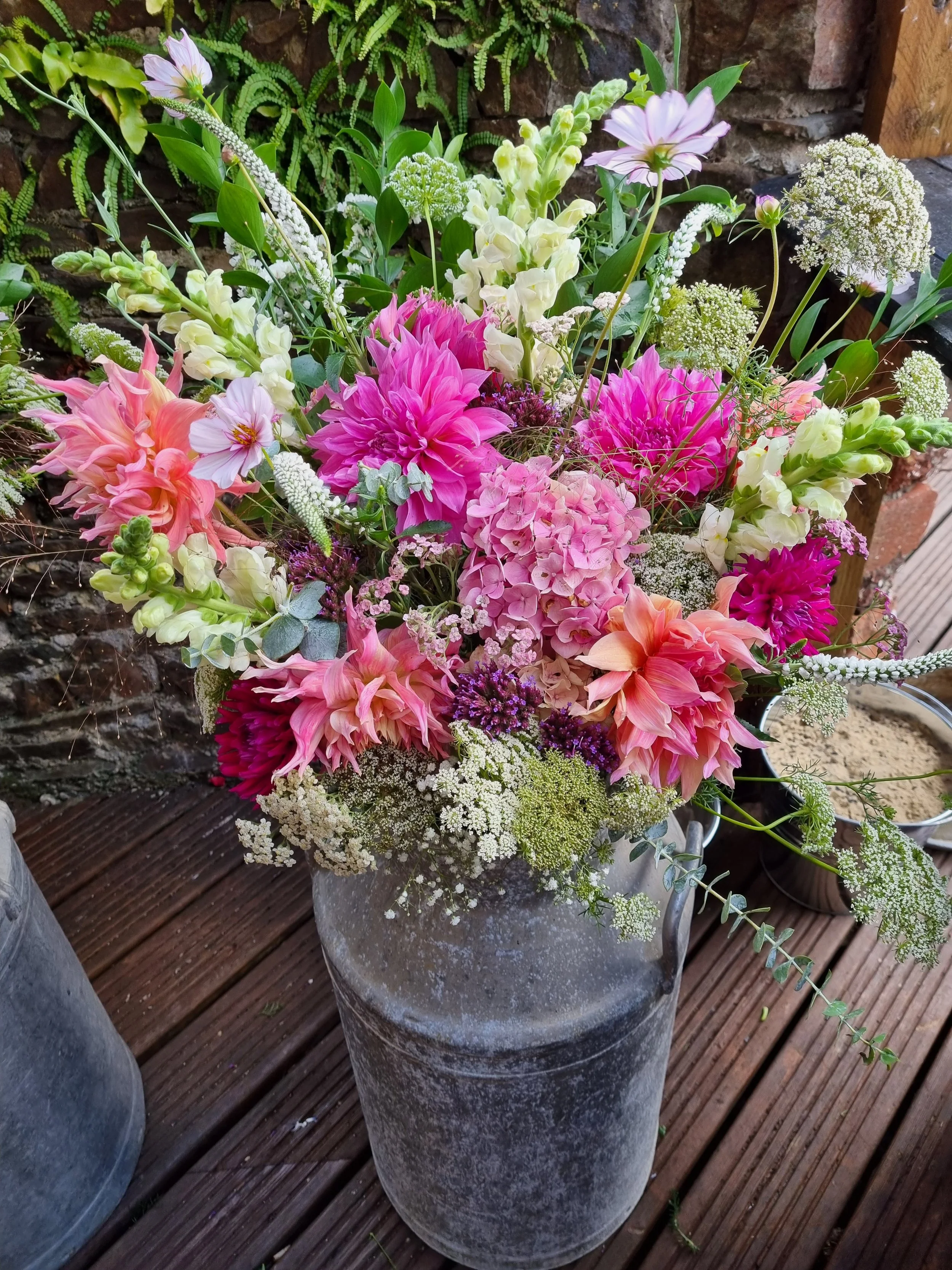 Wedding flowers Devon — Blackdown Blooms