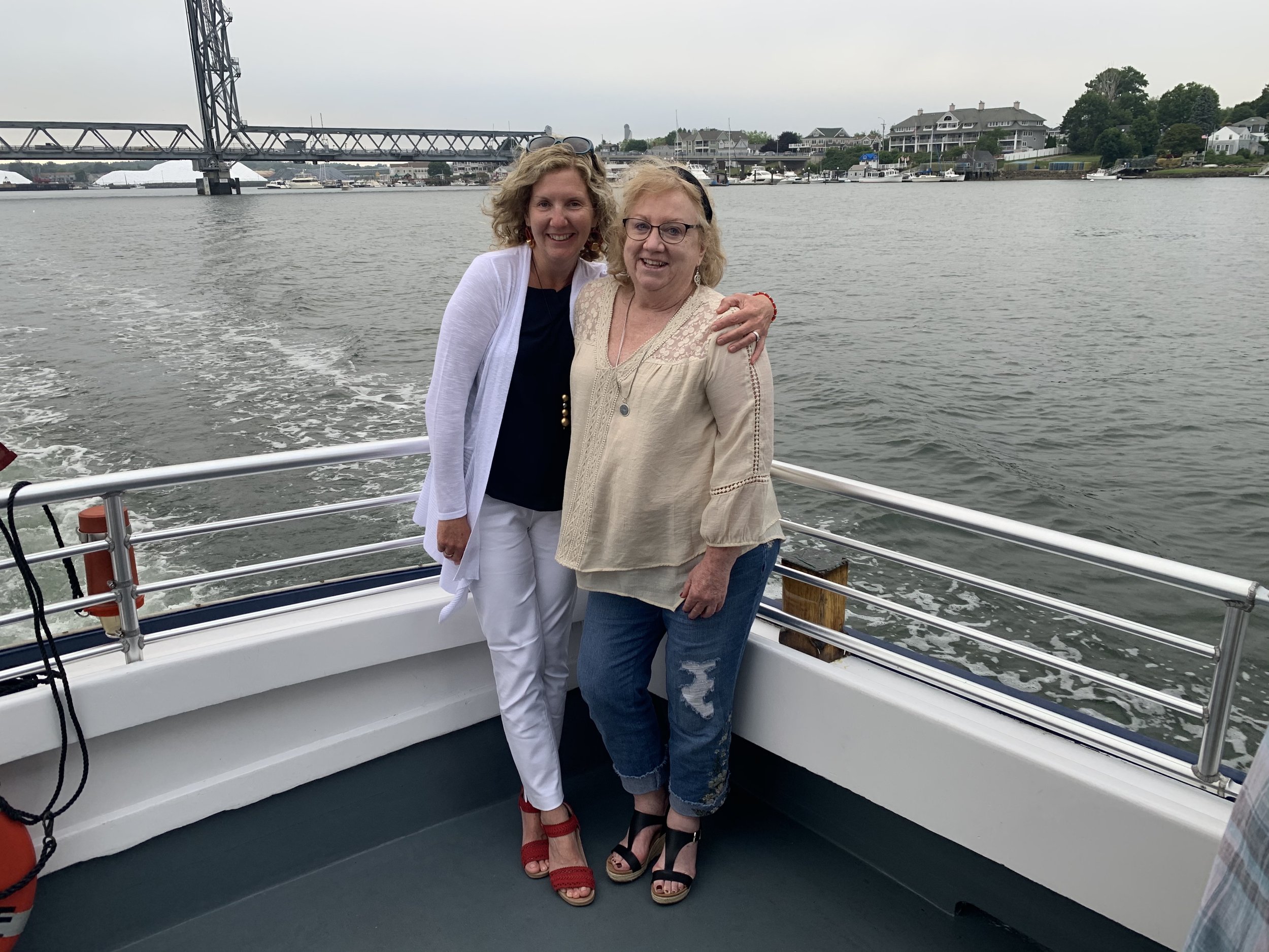 Julie&Paula.jpg
