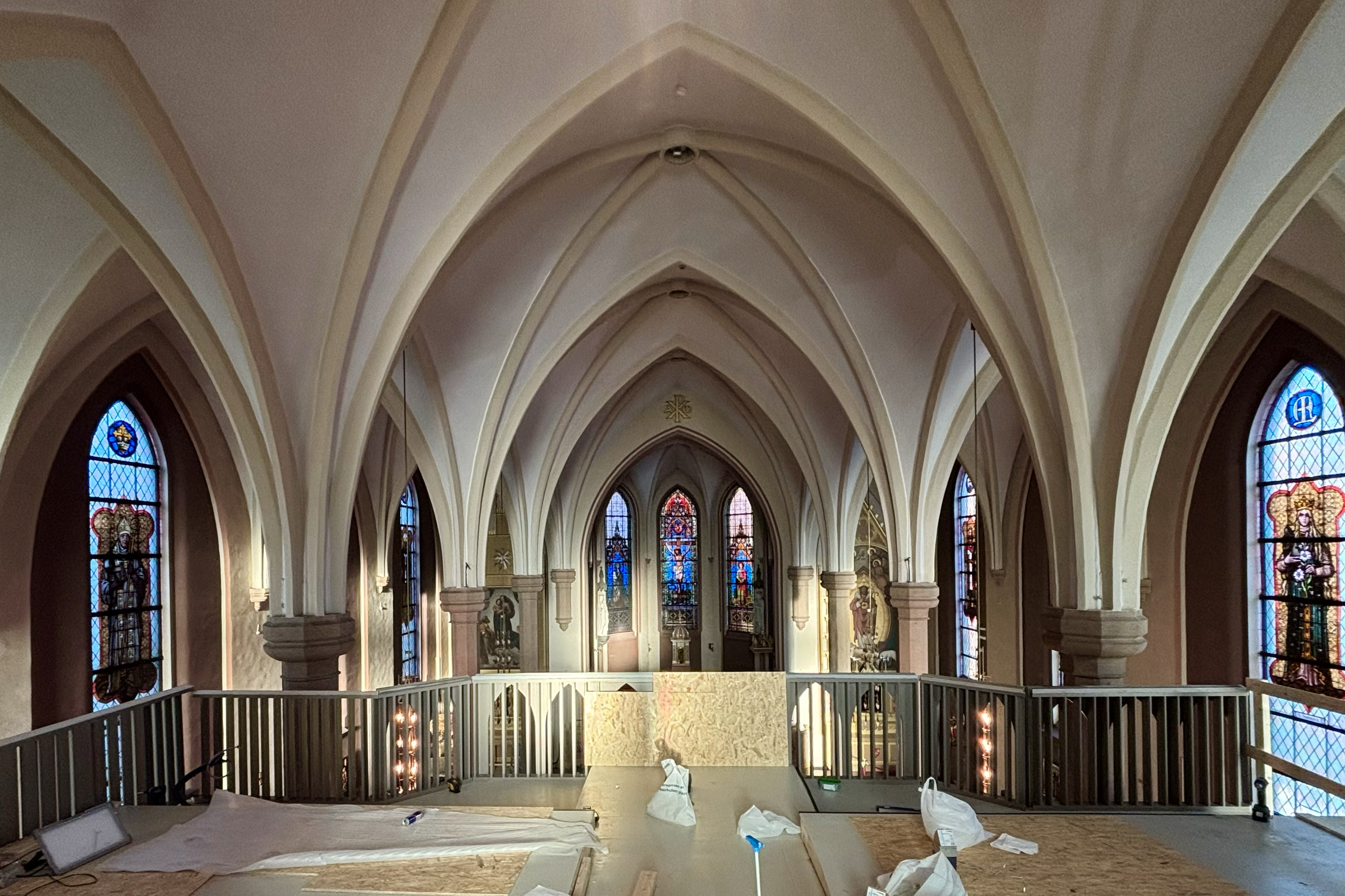 Orgelgalleriet under bygging