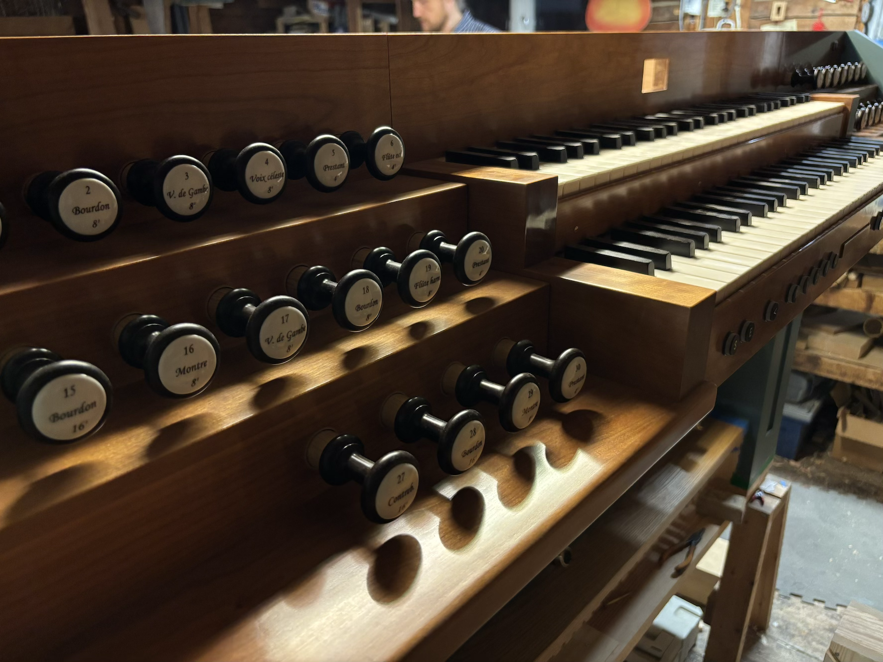 Registertrekk og klaviaturer