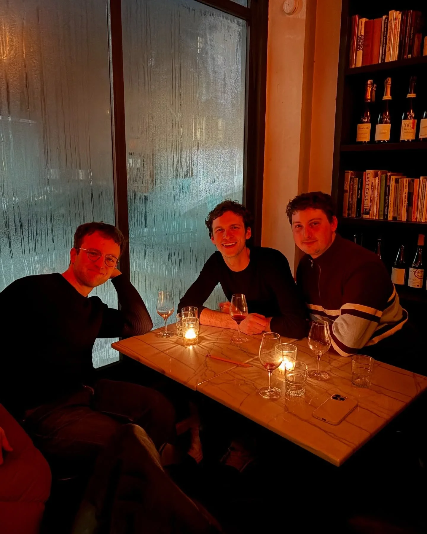 The Anais trivia teams are killing it at Trivia Brothers Night 😎