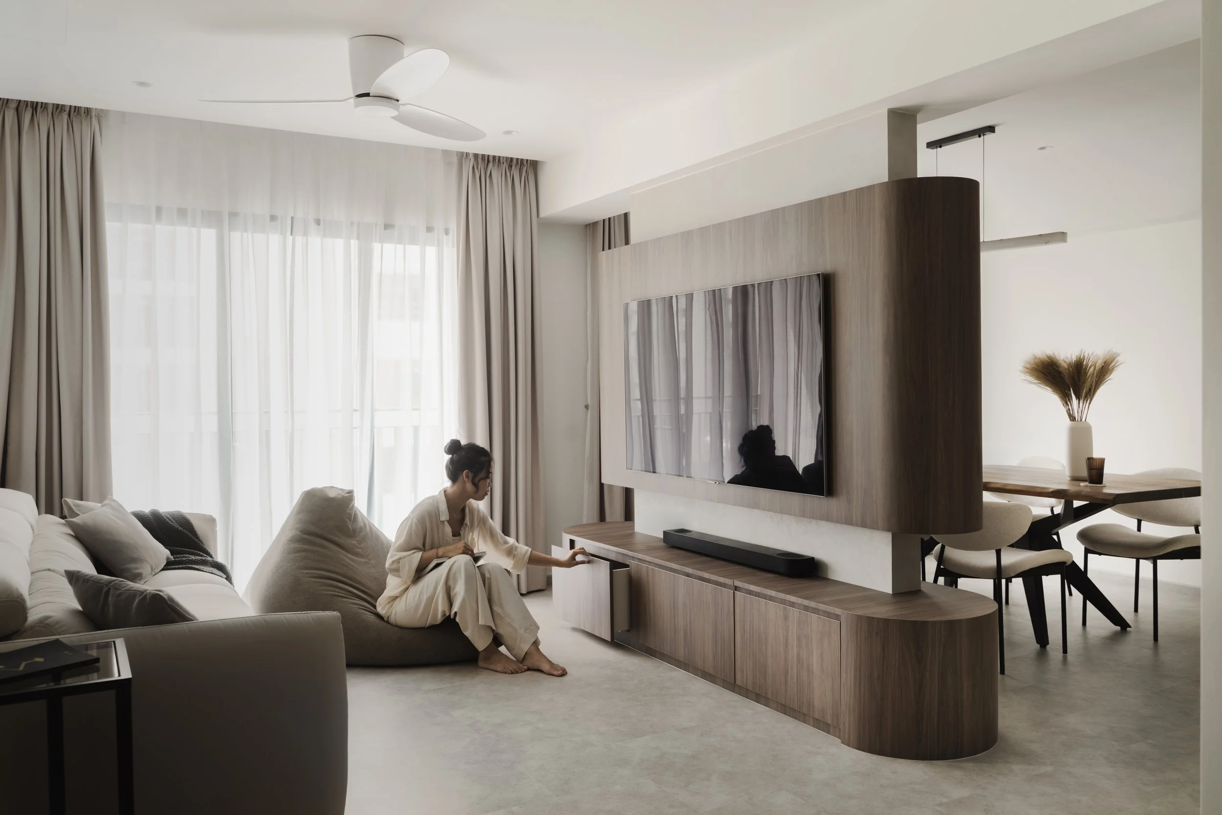 963 Tampines