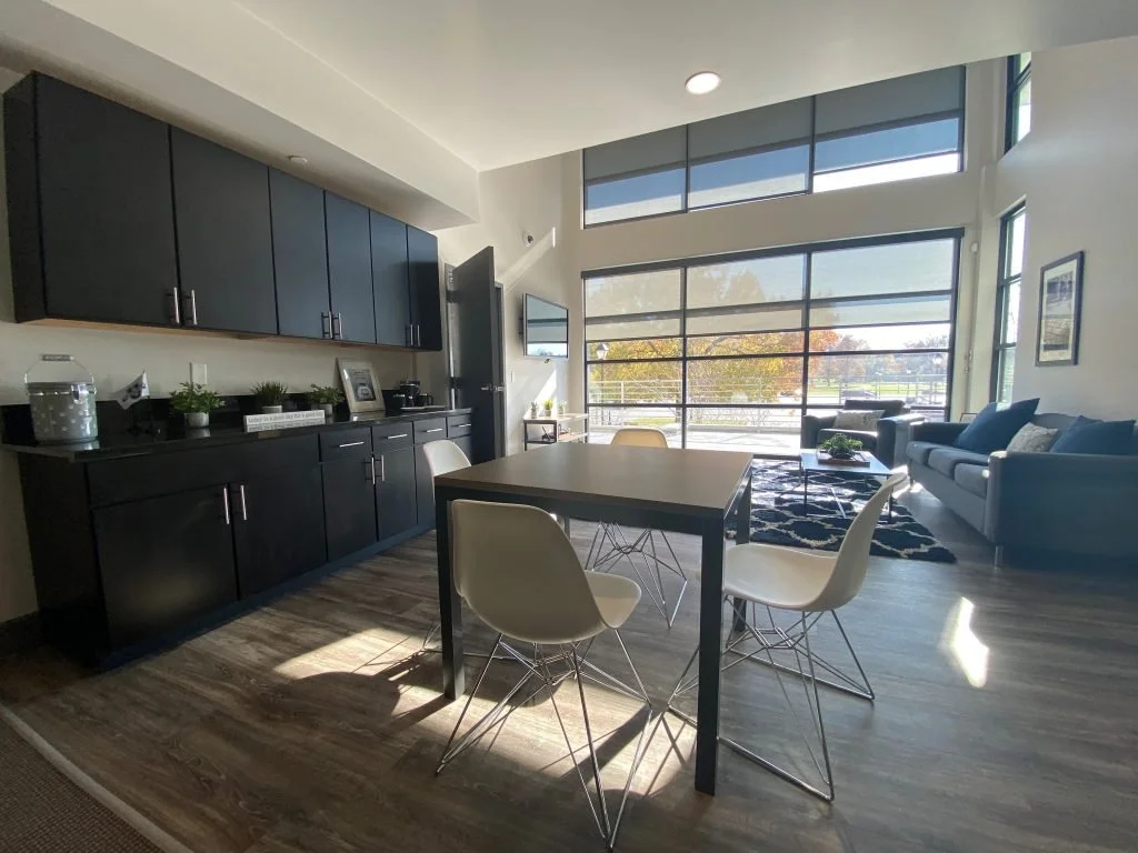 Photos — River Gate Apartments