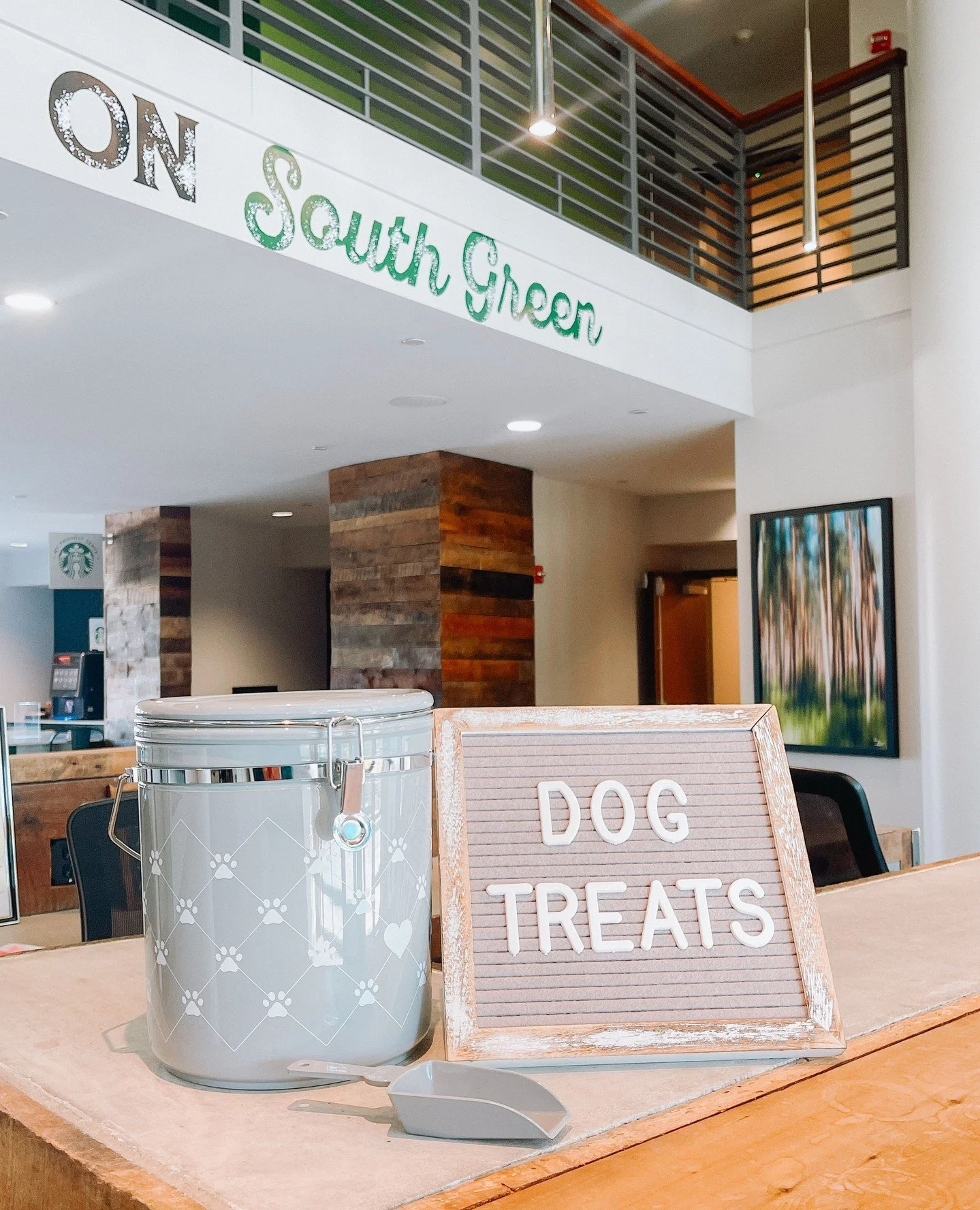 For all our bacon lovers. 🐶