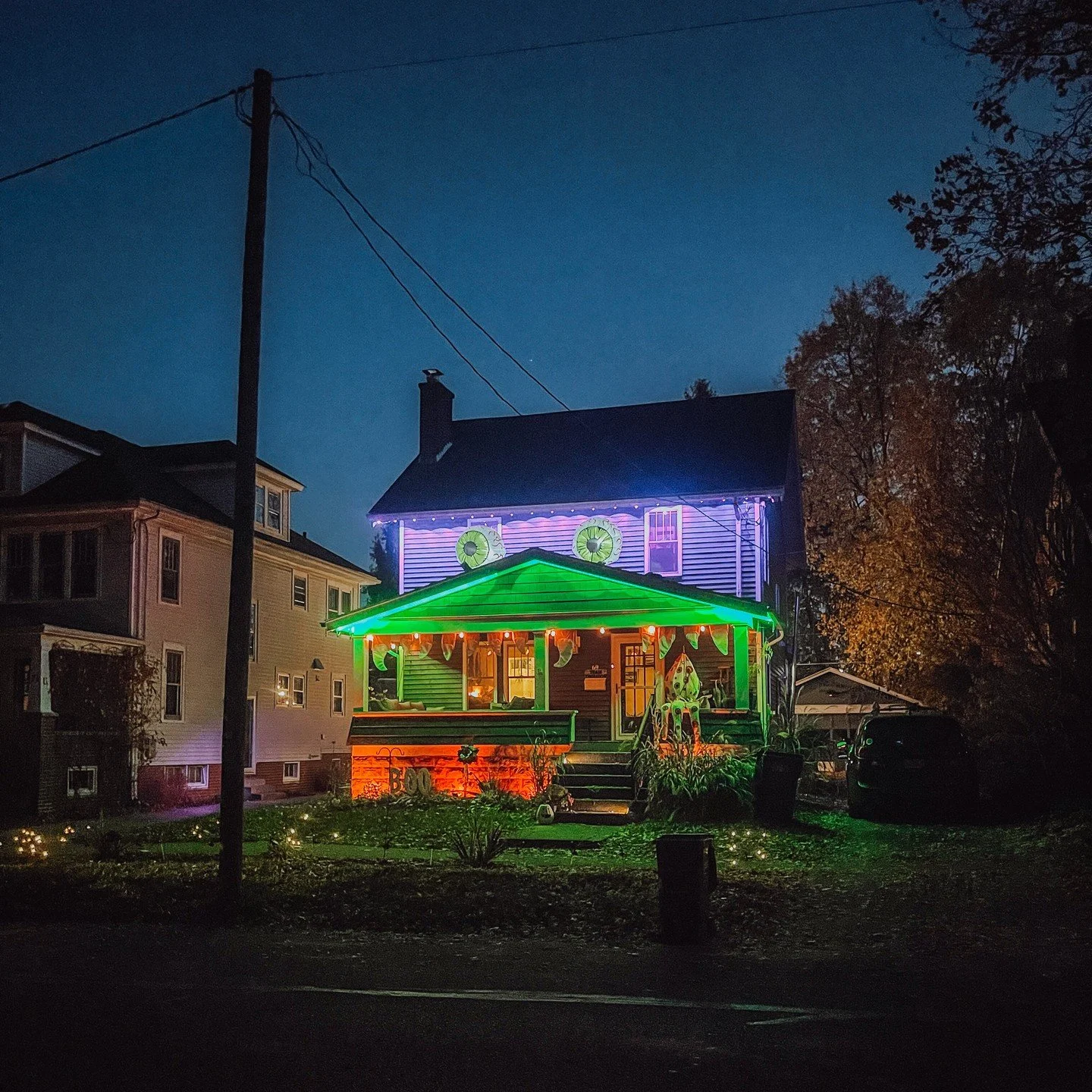 We miss you spooky season. 😪