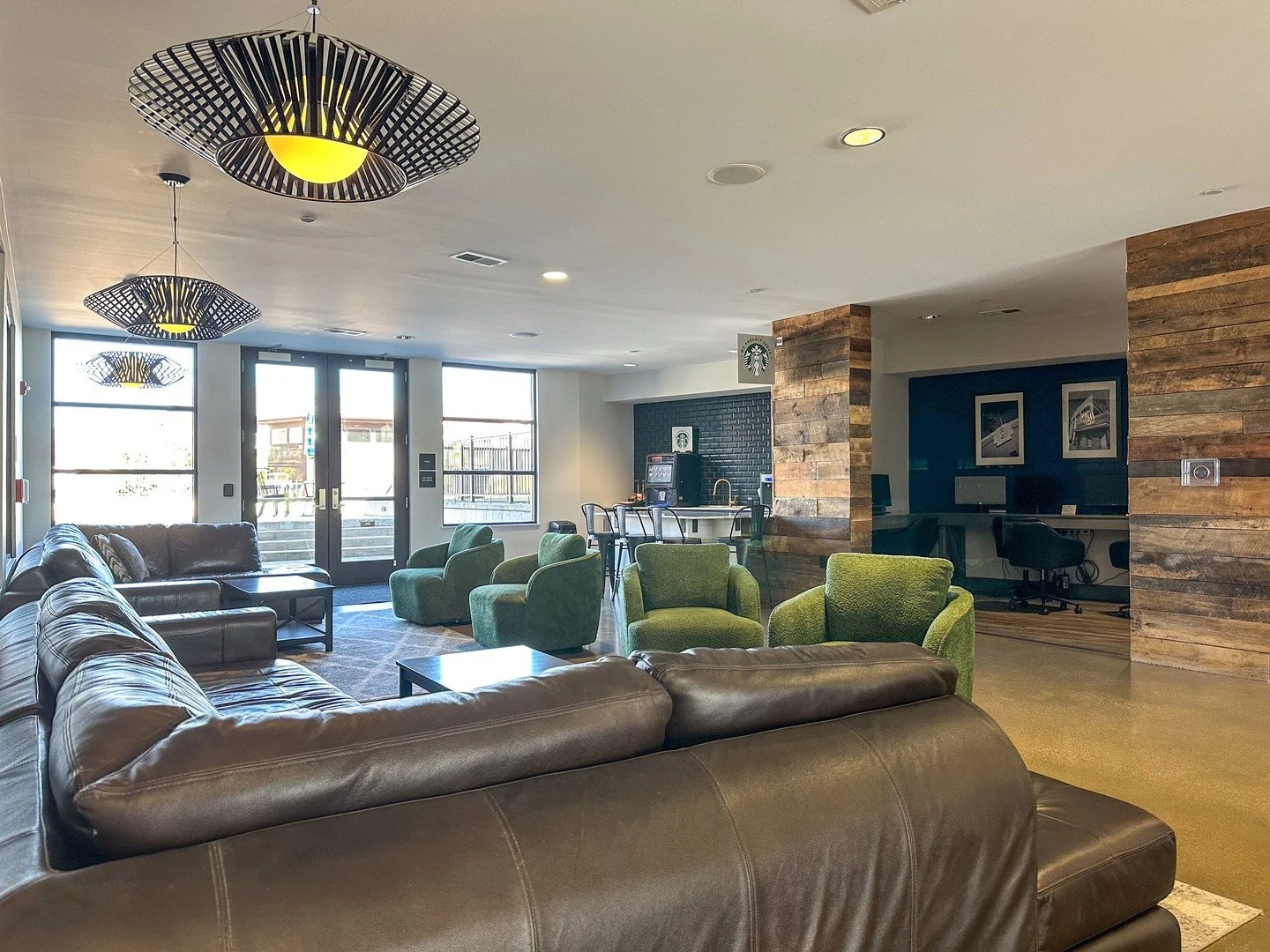 Class done? Practice wrapped? Kick back in River Gate&rsquo;s clubhouse - your go-to spot to relax and recharge! 🙌