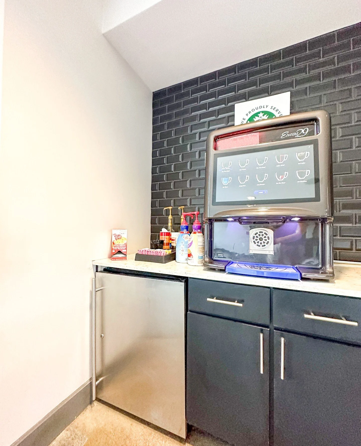 Because Wednesdays call for extra caffeine. Your midweek boost is waiting in the clubhouse! ☕️