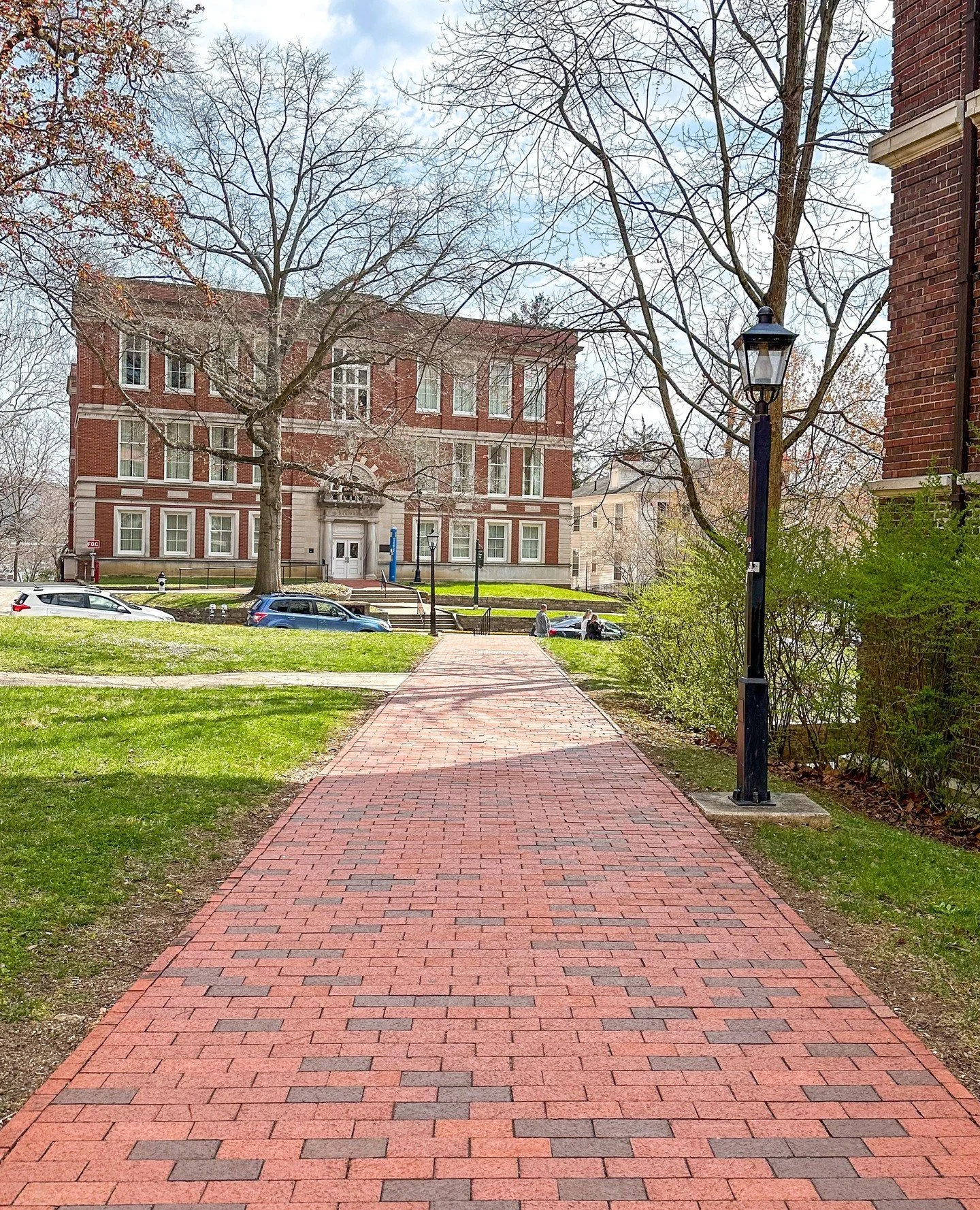 Steps from campus, surrounded by beauty! ✨️