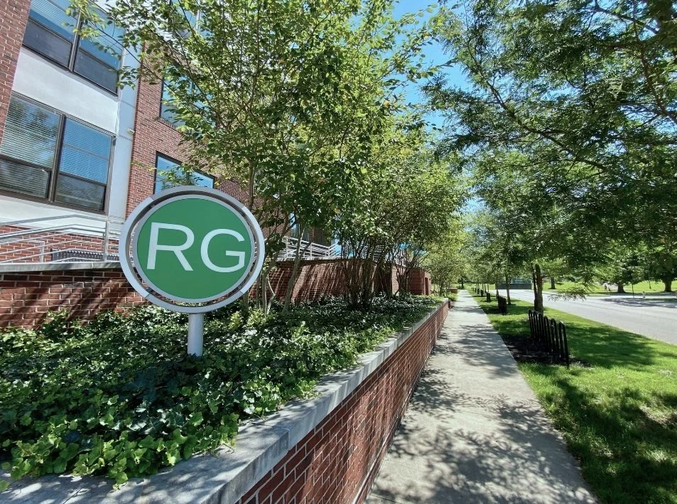 Parent's Corner — River Gate Apartments