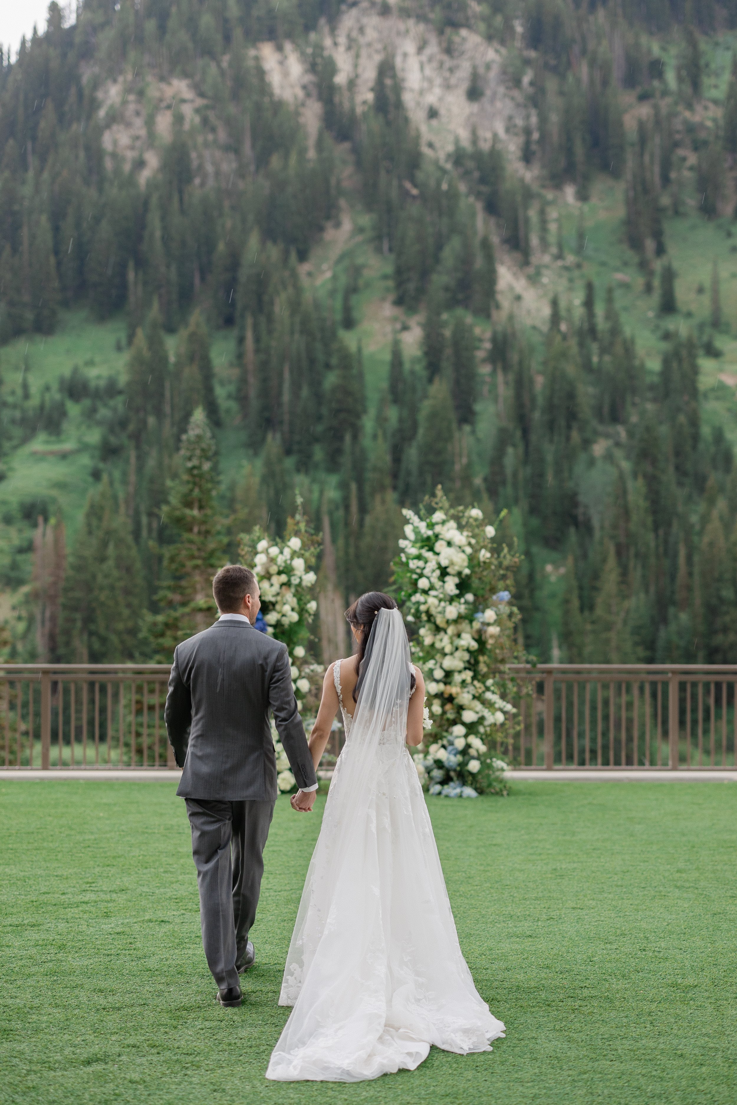 M + F at Snowpine Lodge