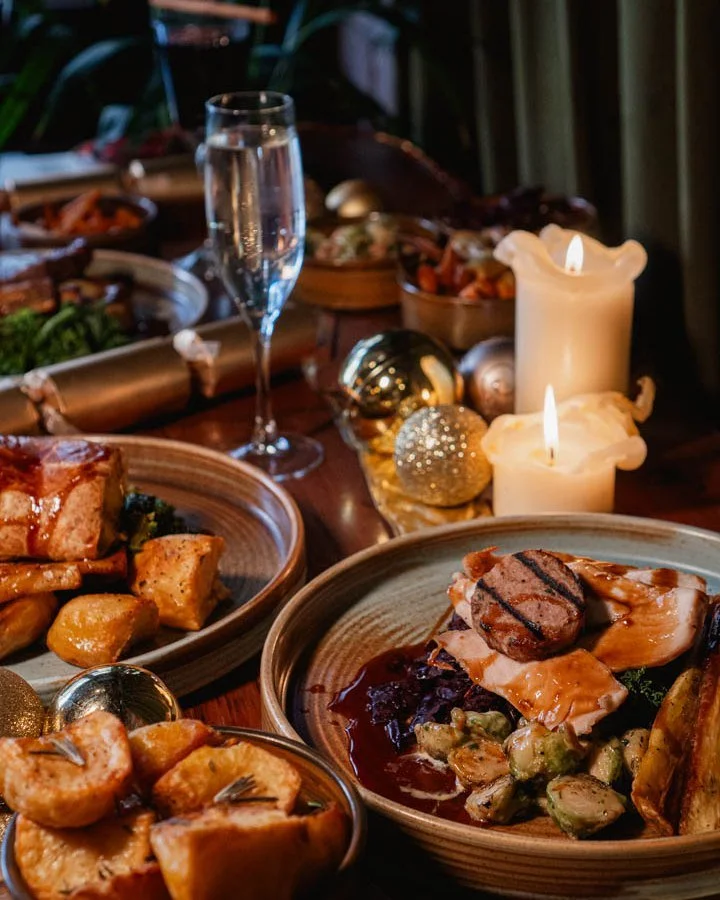 December&rsquo;s calling&hellip; have you tried our Festive Menu yet? 🎄

From seasonal classics to winter warmers, it&rsquo;s made for those long overdue get togethers and pre Christmas catch ups.

Whether it&rsquo;s a work night out or a family fea