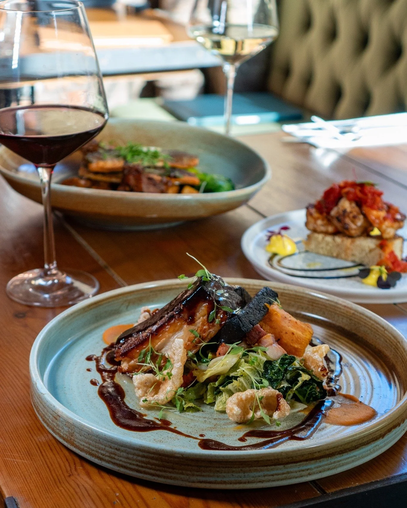 Join us this week for lunch or dinner 🥘

Including dishes like Slow Cooked Maple Glazed Pork Belly
Spring cabbage, black pudding, pancetta, sweet potato and Bramley apple.

Served Monday to Saturday 12pm to 9:30pm.

Book table via link in bio 🔗

 #