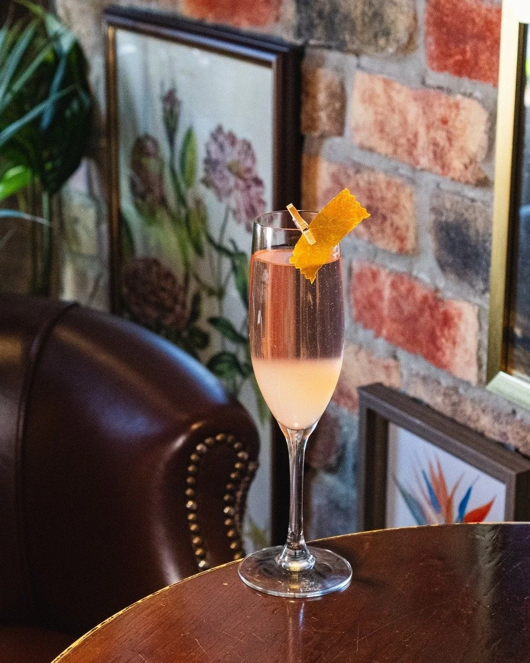 The four day weekend is in sight 🍸

We&rsquo;ll be here all weekend with DJs, drinks flowing and a good reason to stay a little longer 🥂

 #bankholiday #longweekend #easter #newcastledrinks