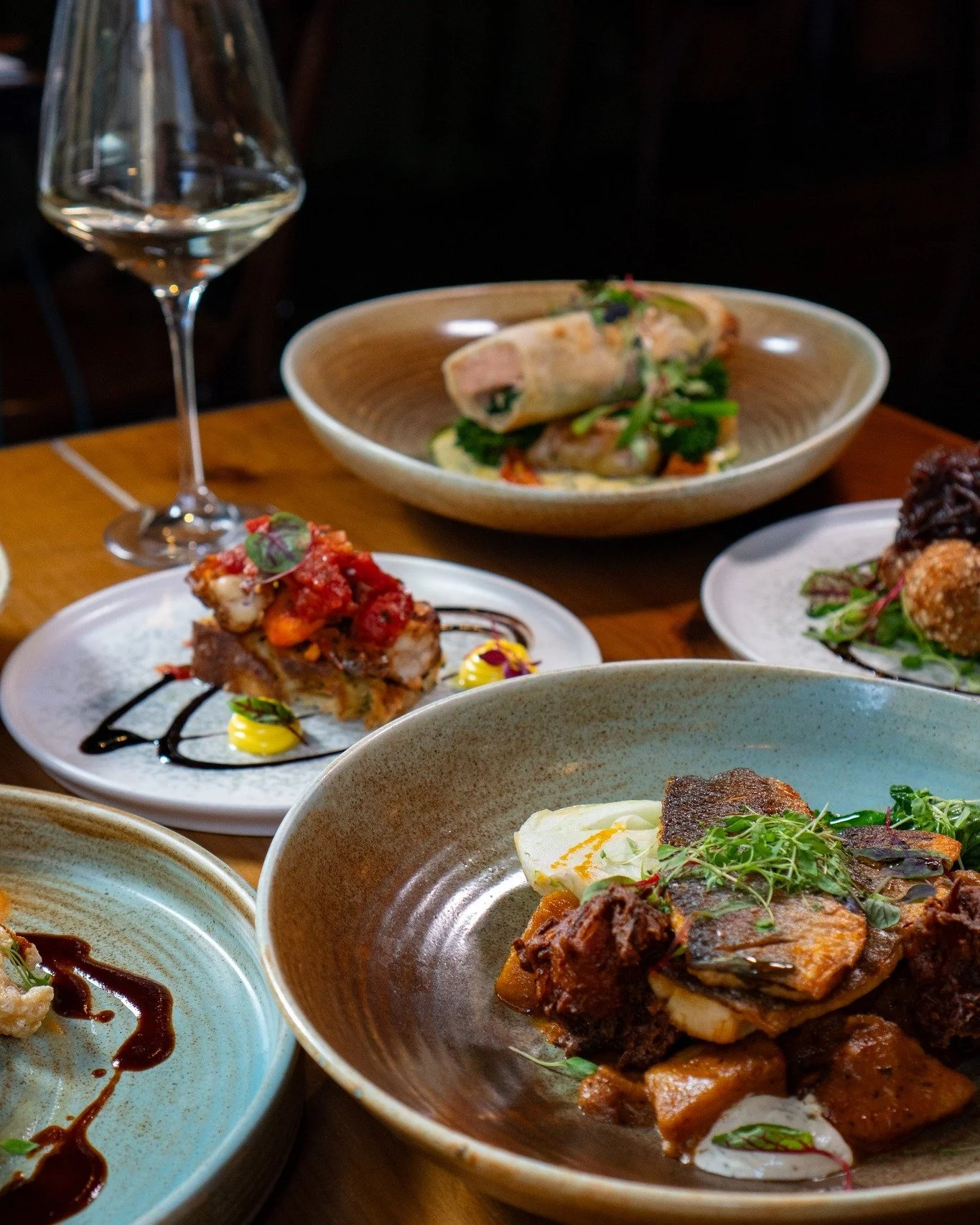 An extra day off calls for food and drinks 🍸

Lunch that turns into cocktails, one round becoming another and making the most of the long weekend before reality starts again tomorrow.

Click link in bio to book table 🔗

#bankholidaymonday #newcastl