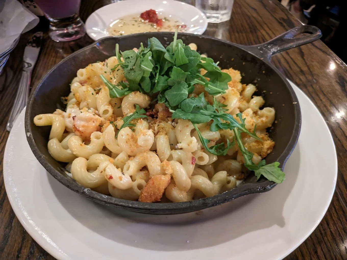 mac and cheese in a pan.jpg