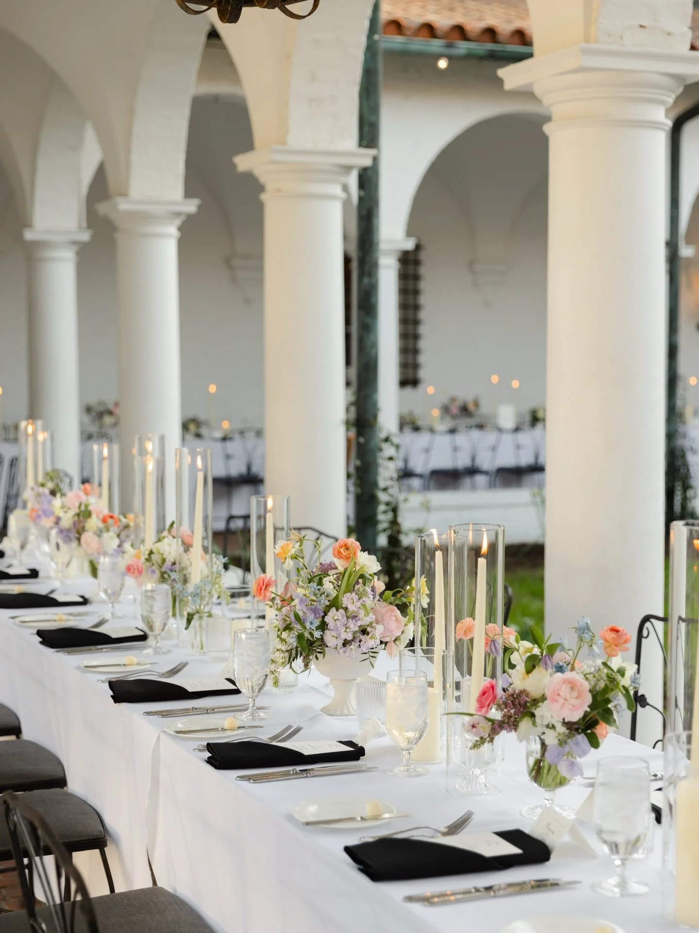 Last March for Taylor and George 💕

Venue: @jekyllclubweddings 
Photographer: @brookerobertsphoto
Planner: @mhweddingplanning
Florist: @indyflorals
Makeup: @truebridalglow
Stationary: @samanthacollingcreativestudio
DJ: @isounddjs
Photo Booth: @insta