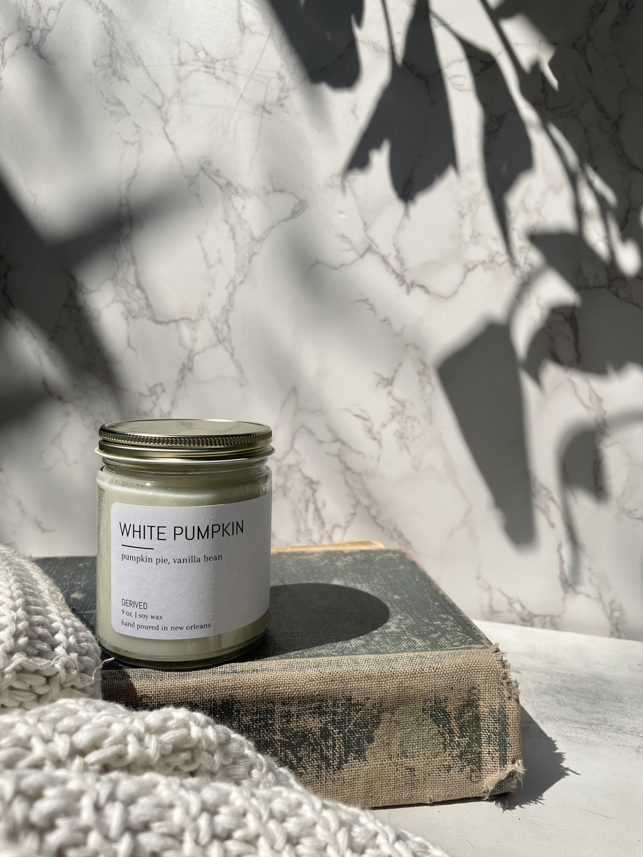 WHITE PUMPKIN