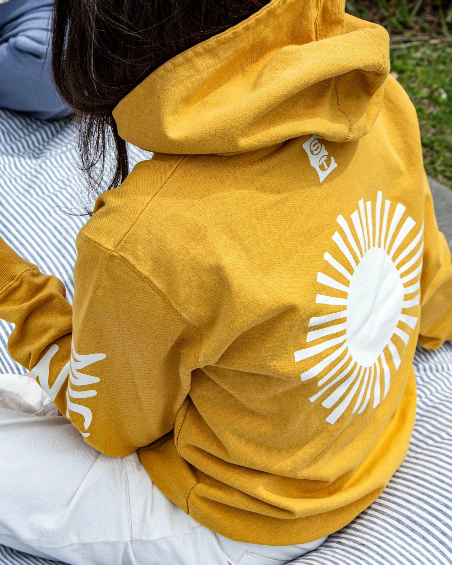 It's Friday...let's play!

Weekend-wear in-store, select pieces online at est-mi.com/shop