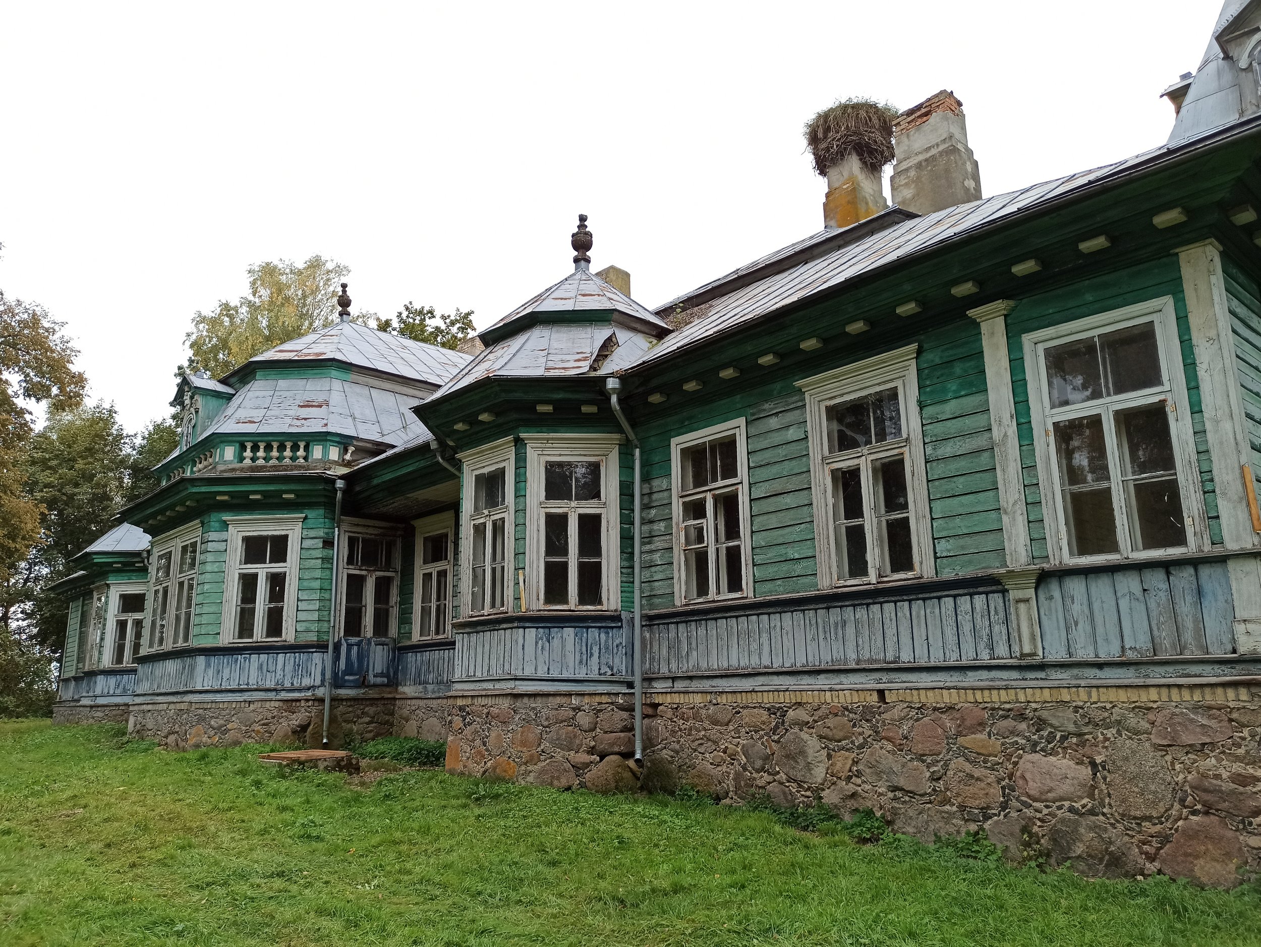 Butaut-Andreikavich manor in Parozava, Svislach rayon