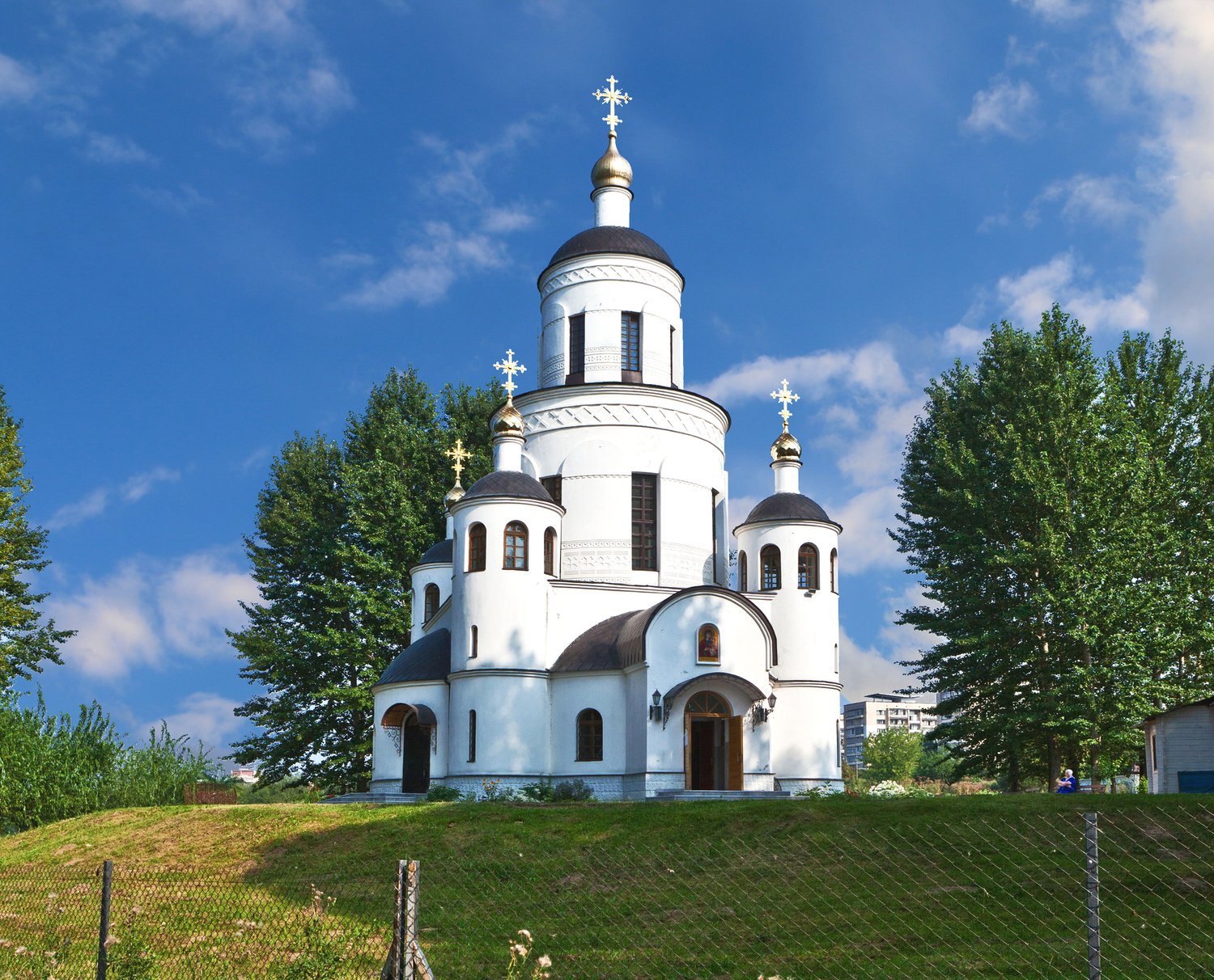 Figure 9а. Churches of the Minsk Icon of the Mother of God and the Nativity of the Theotokos in Murovanka, designs of the Epiphany Church and the St. Nicholas Church in Mogilev