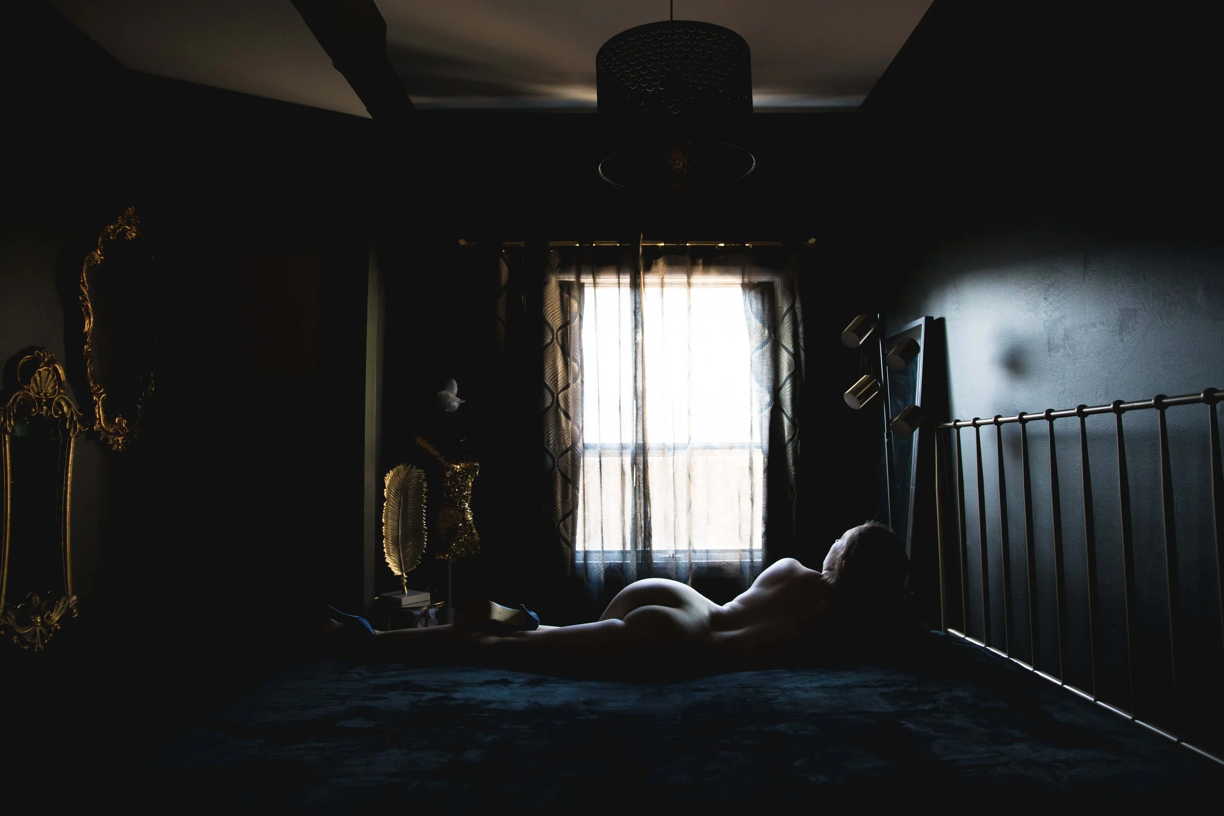destination-boudoir-photography-finger-lakes-new-york-0094.jpg