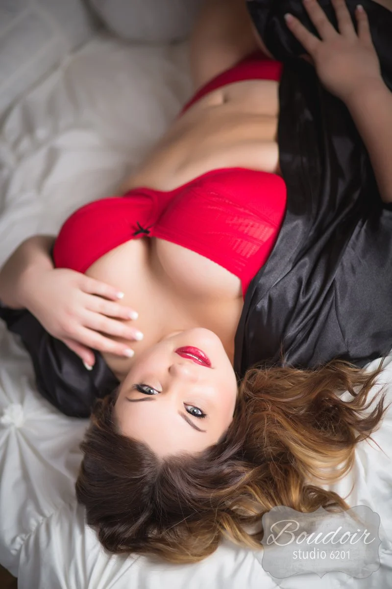 081fd-boudoir-studio-6201-tiffany-loveless-makeup-artistry012.jpg