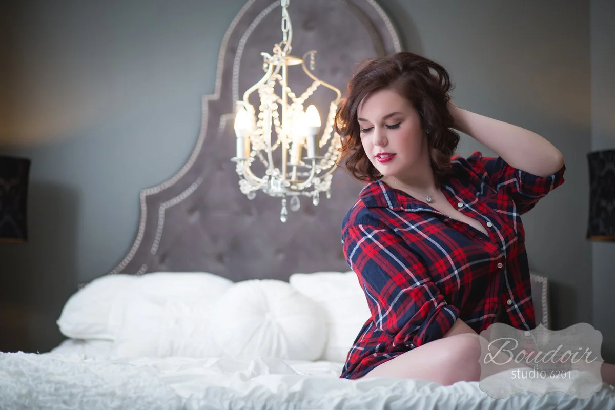 17085-boudoir-studio-6201-tiffany-loveless-makeup-artistry006.jpg