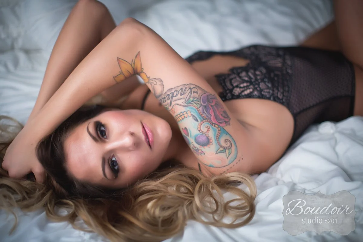 5d53a-boudoir-studio-6201-rochester-sexy-019.jpg