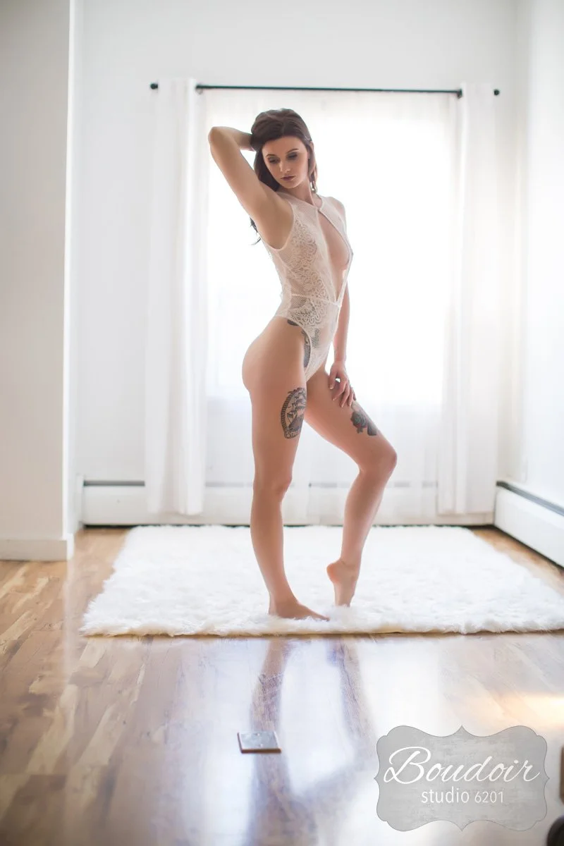 a884d-boudoir-studio-6201-fairport-ny-031.jpg