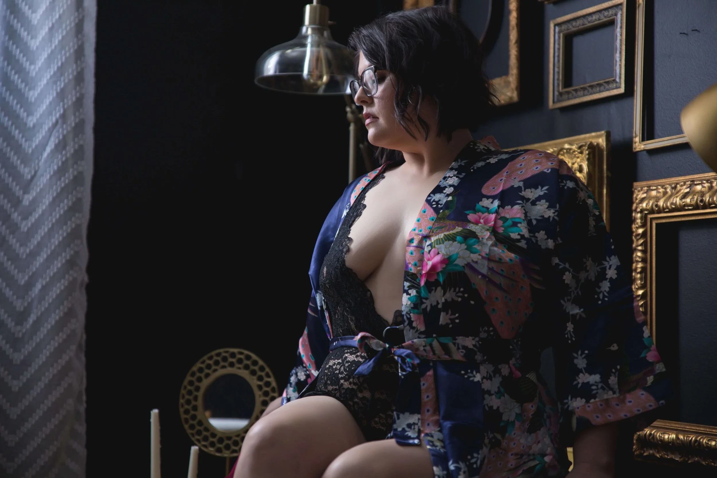 boudoir-photography-near-me-rochester-ny-0007.jpg