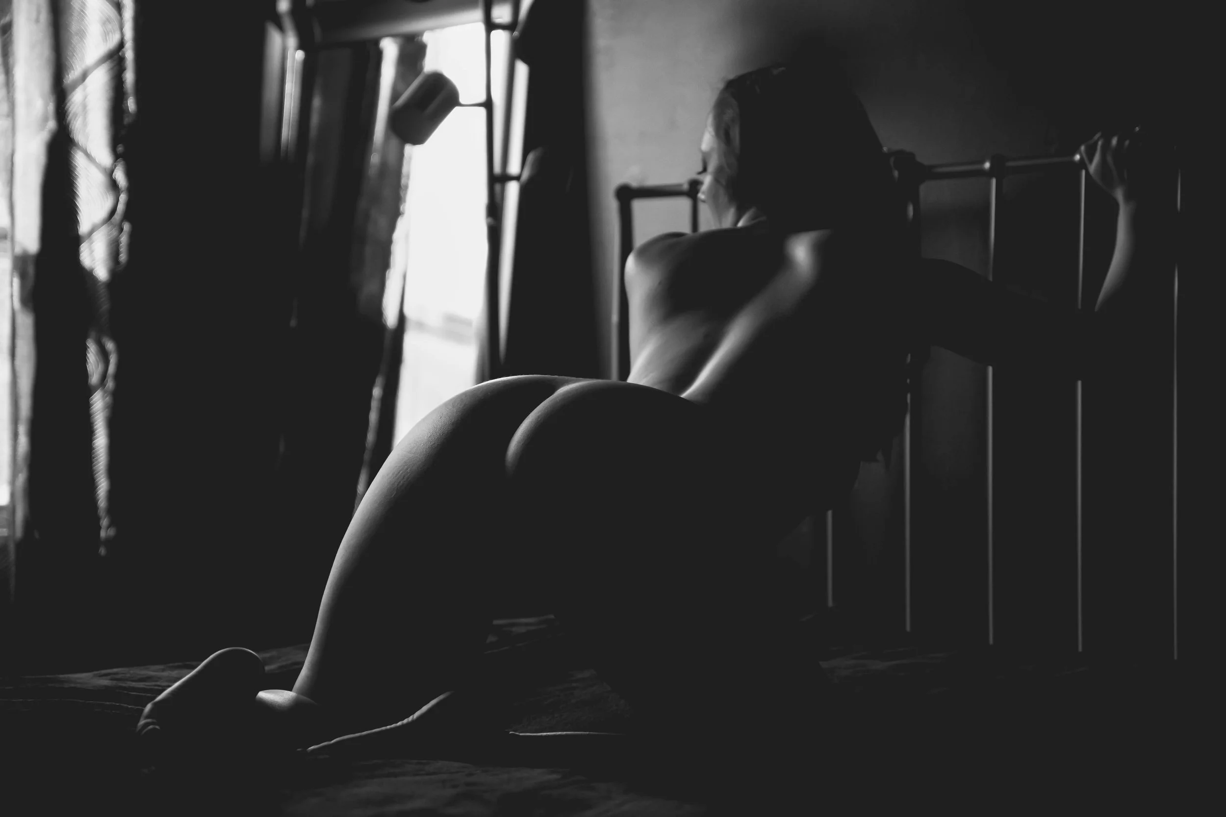 destination-boudoir-photography-finger-lakes-new-york-0113.jpg