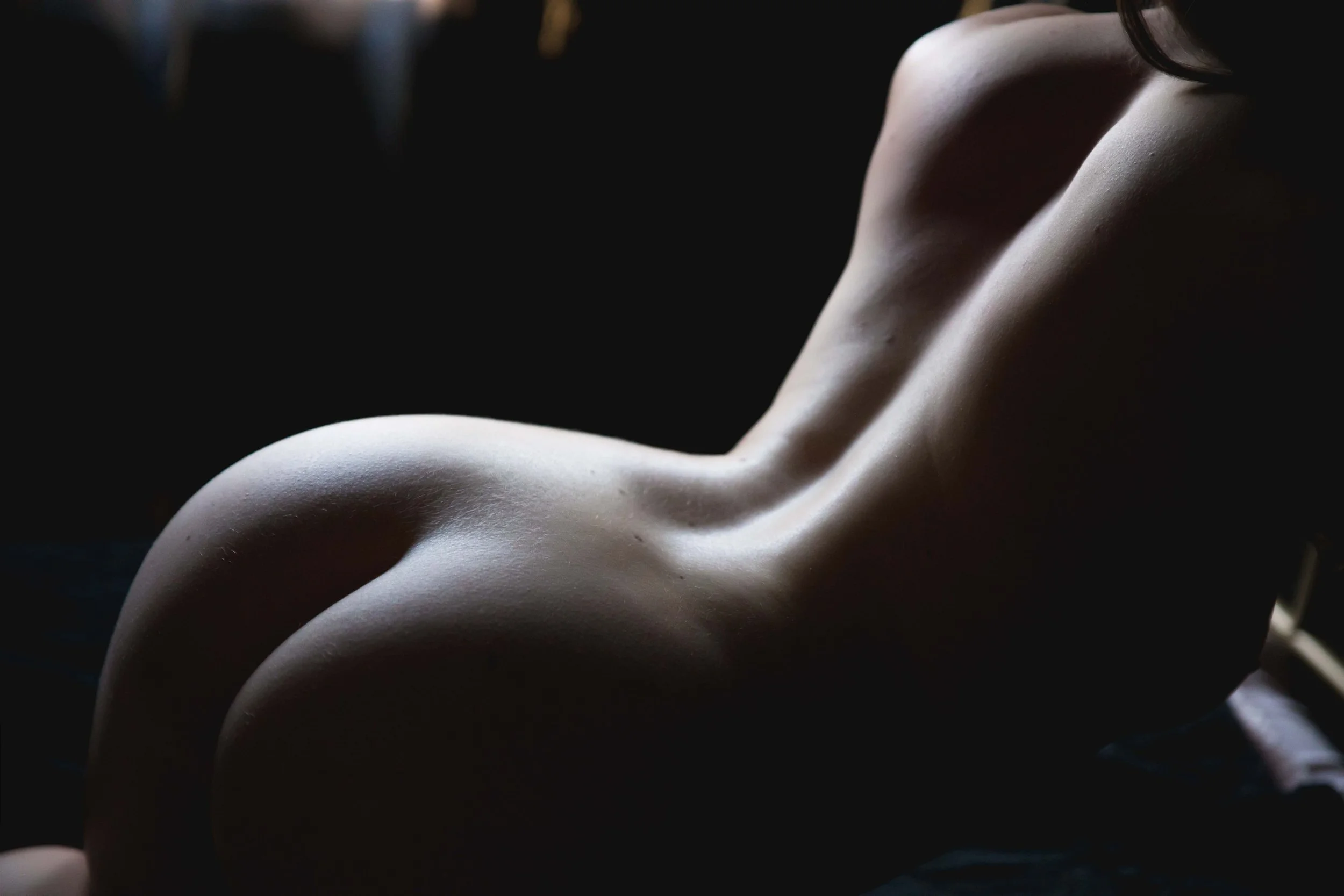 destination-boudoir-photography-finger-lakes-new-york-0111.jpg